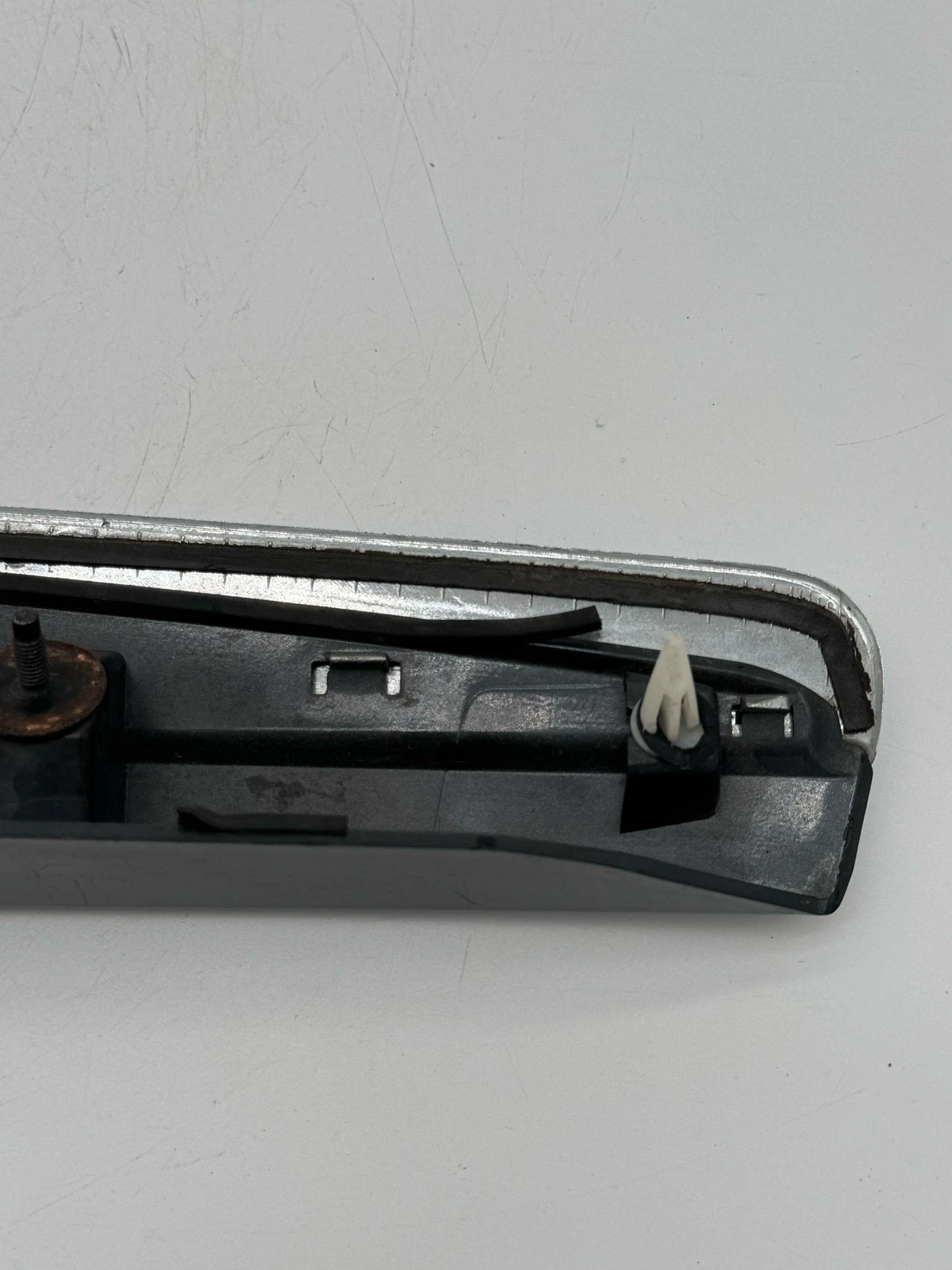 07-09 Nissan Altima Sedan Trunk Lid Finish Molding Panel Trim Plate 84810 JA000 - Image 10