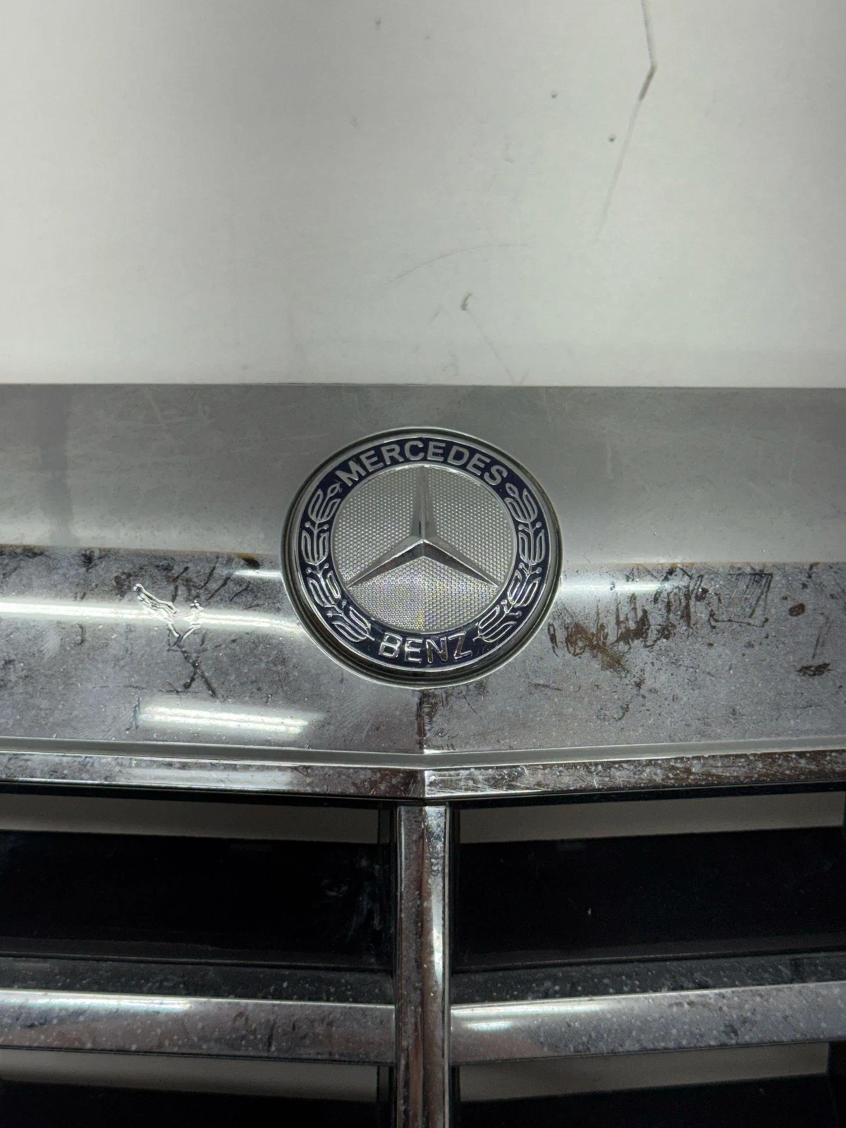 2007- 2009 Mercedes W221 S550 S450 Front Grille 2218800083 OEM - Image 11