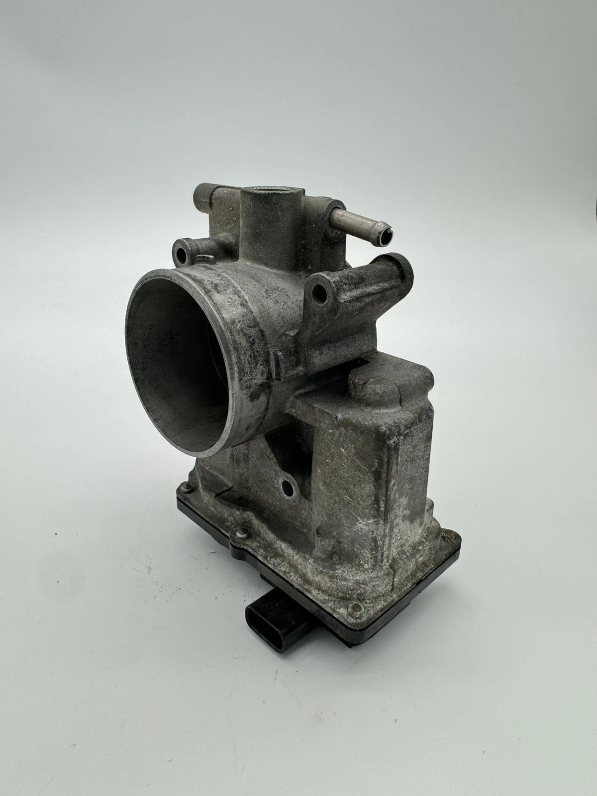 2006 2007 08 09 2010 2011 2012 2013 Mazda 3 Throttle Body Assembly OEM L3R413640 - Image 10