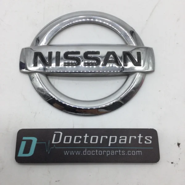 2008-2012 NISSAN SENTRA EMBLEM REAR TRUNK OEM USED 84890-ET00A
