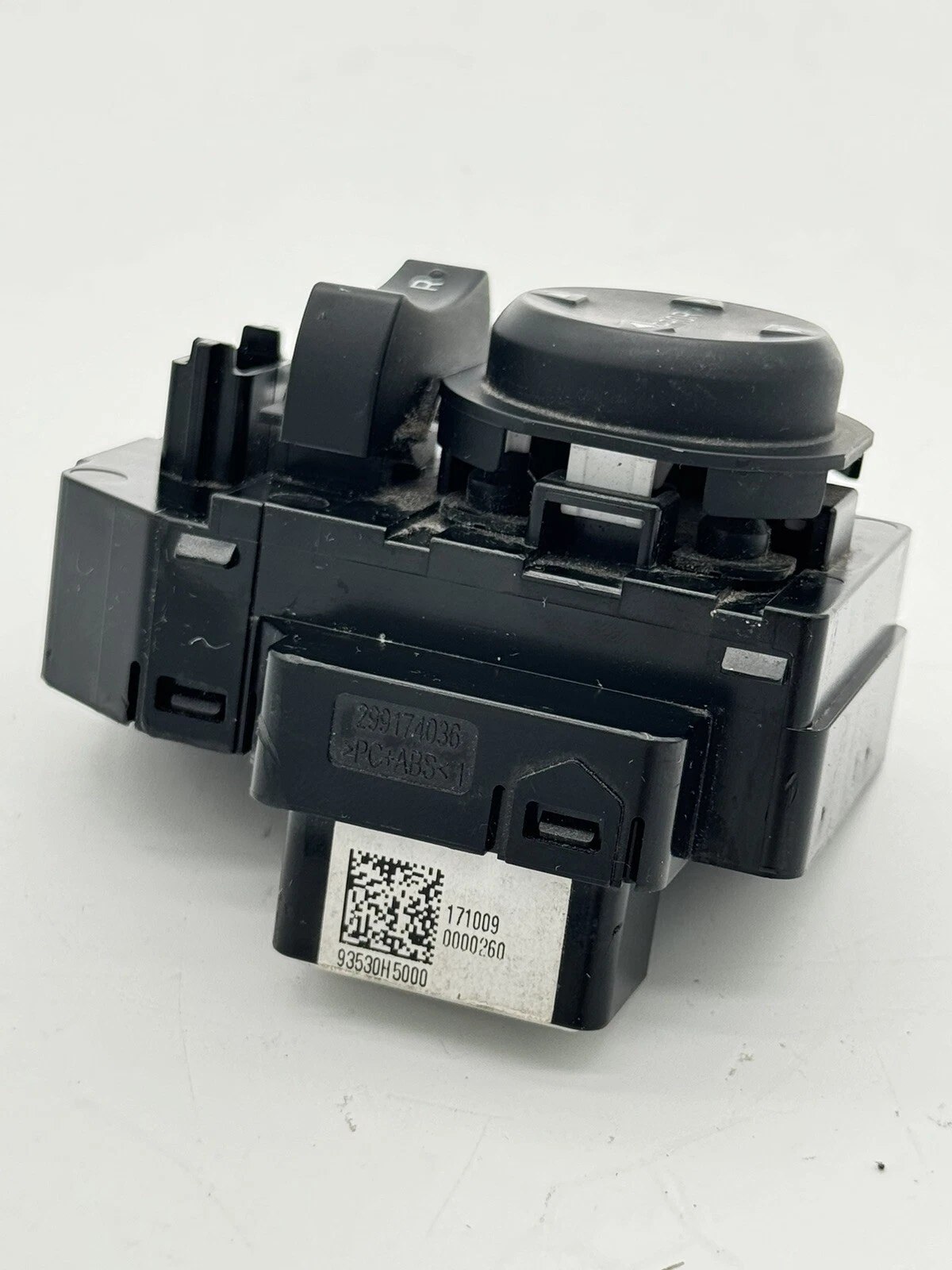 18-19 Kia RIO Front Door Switch Driver's Mirror 2222288 - Image 10