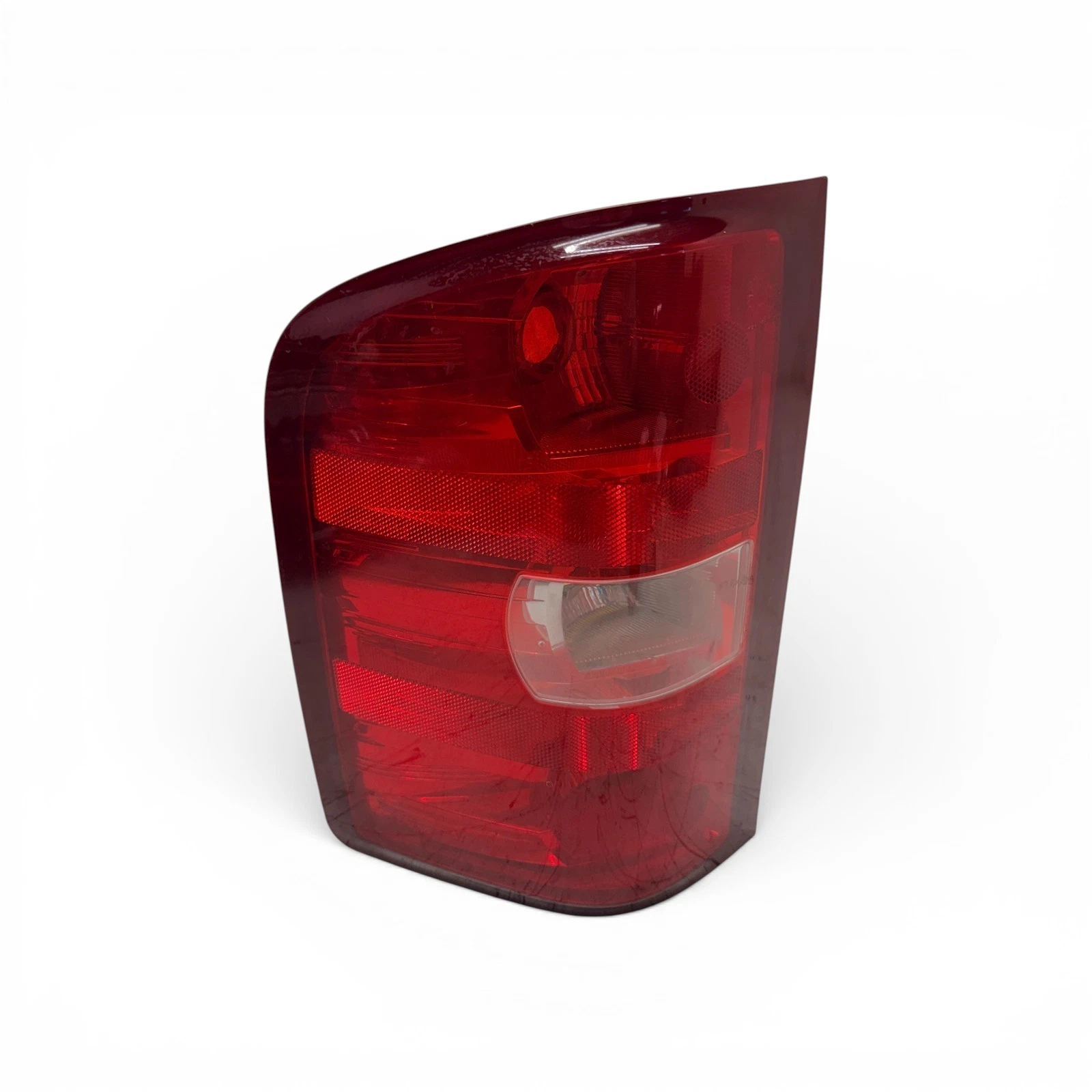 2007-2013 Chevy Silverado 1500 Left Side Tail Light Lamp Assembly OEM, 25958482 - Image 4