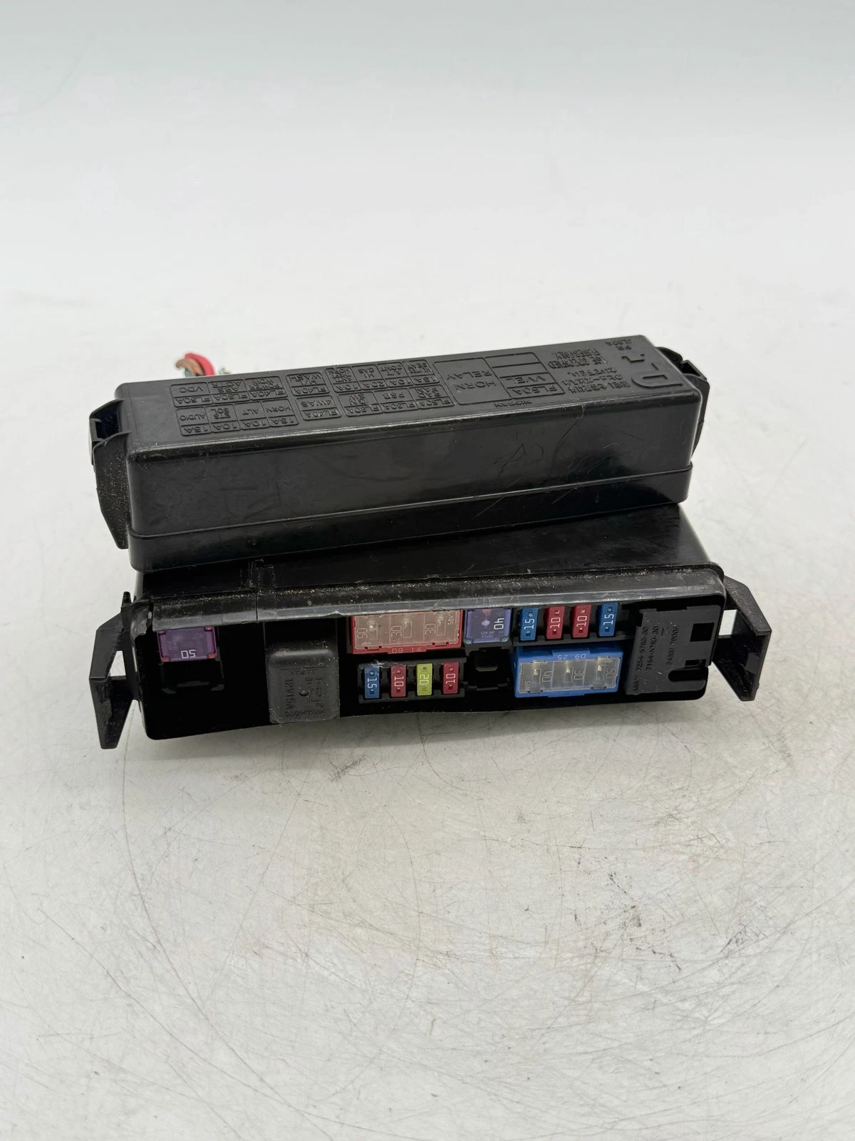 2008-2013 Infiniti G37 3.7L Engine Fuse Relay Unit Assembly 7254-5763-30 - Image 8