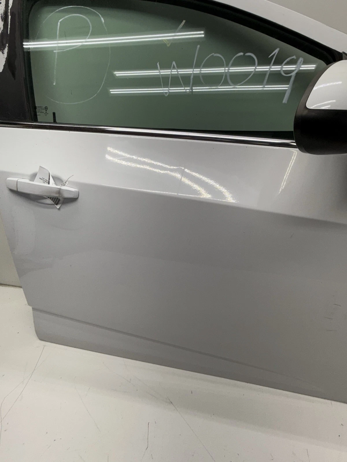 12-20 CHEVY SONIC RIGHT FRONT PASSENGER DOOR OEM - Image 8