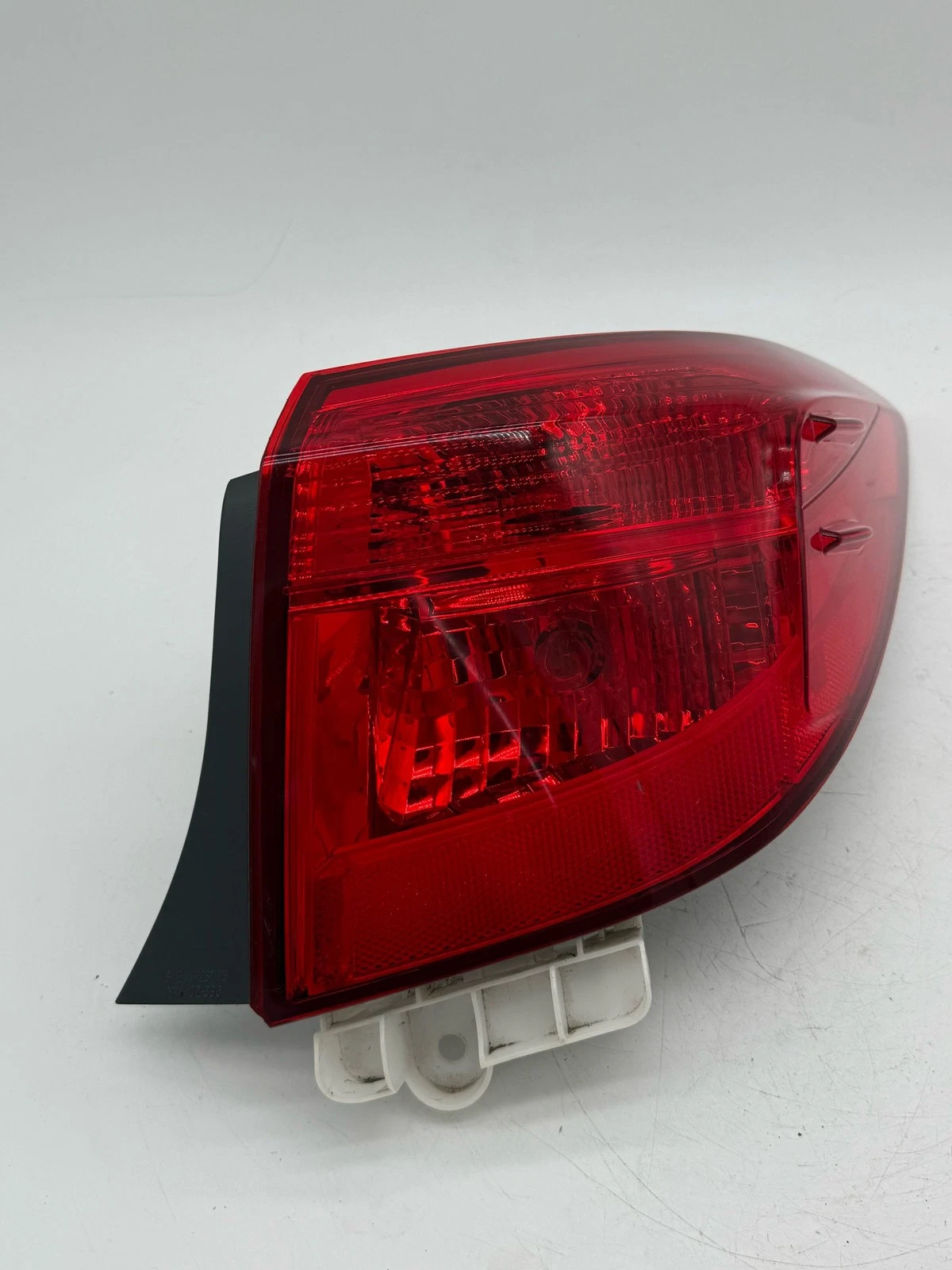 15-17 TOYOTA CAMRY Tail Light RIGHT SIDE RH SAE AIP2ST 15 NYF - Image 12