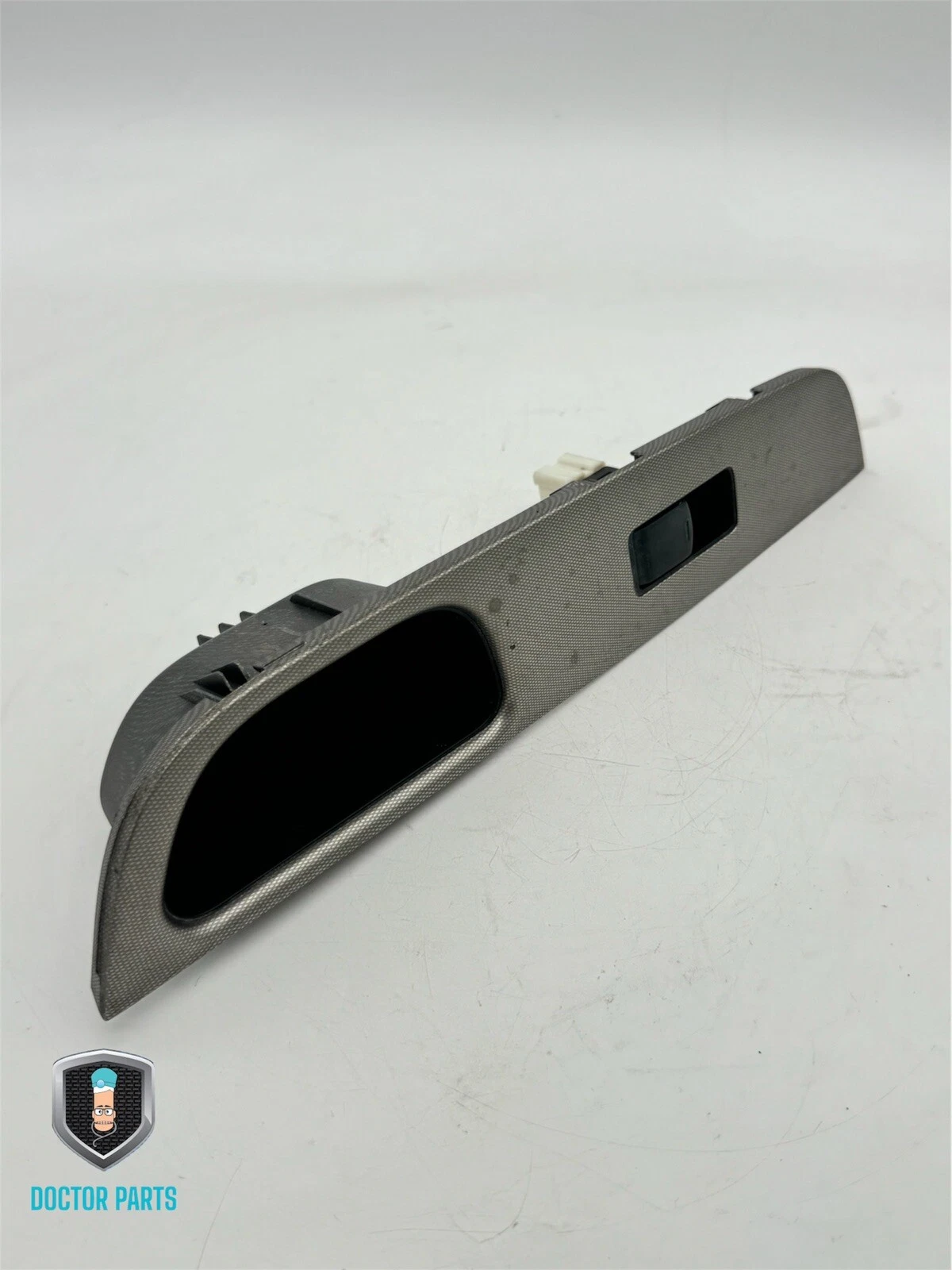2007-2012 Nissan Versa Hatch Back Window Switch W Bezel Rear RH OEM 82960-EM31A