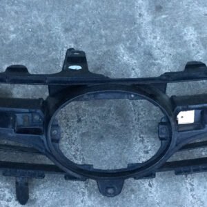 2017-2020 TOYOTA CAMRY FRONT UPPER BUMPER GRILLE BLACK USED OEM. 53114-06061
