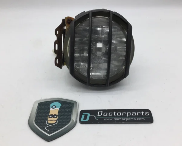 2005-2009 SUBARU OUTBACK LEFT DRIVER FRONT FOG LIGHT LAMP ASSEMBLY USED OEM P018