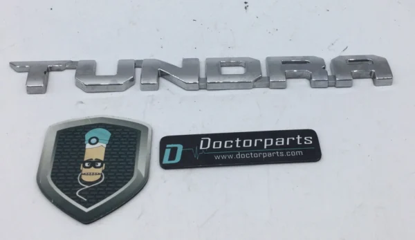07-13 TOYOTA TUNDRA CHROME 75471-0C040 EMBLEM 75471-0C040 "TUNDRA" OEM ⭐️ ⭐️
