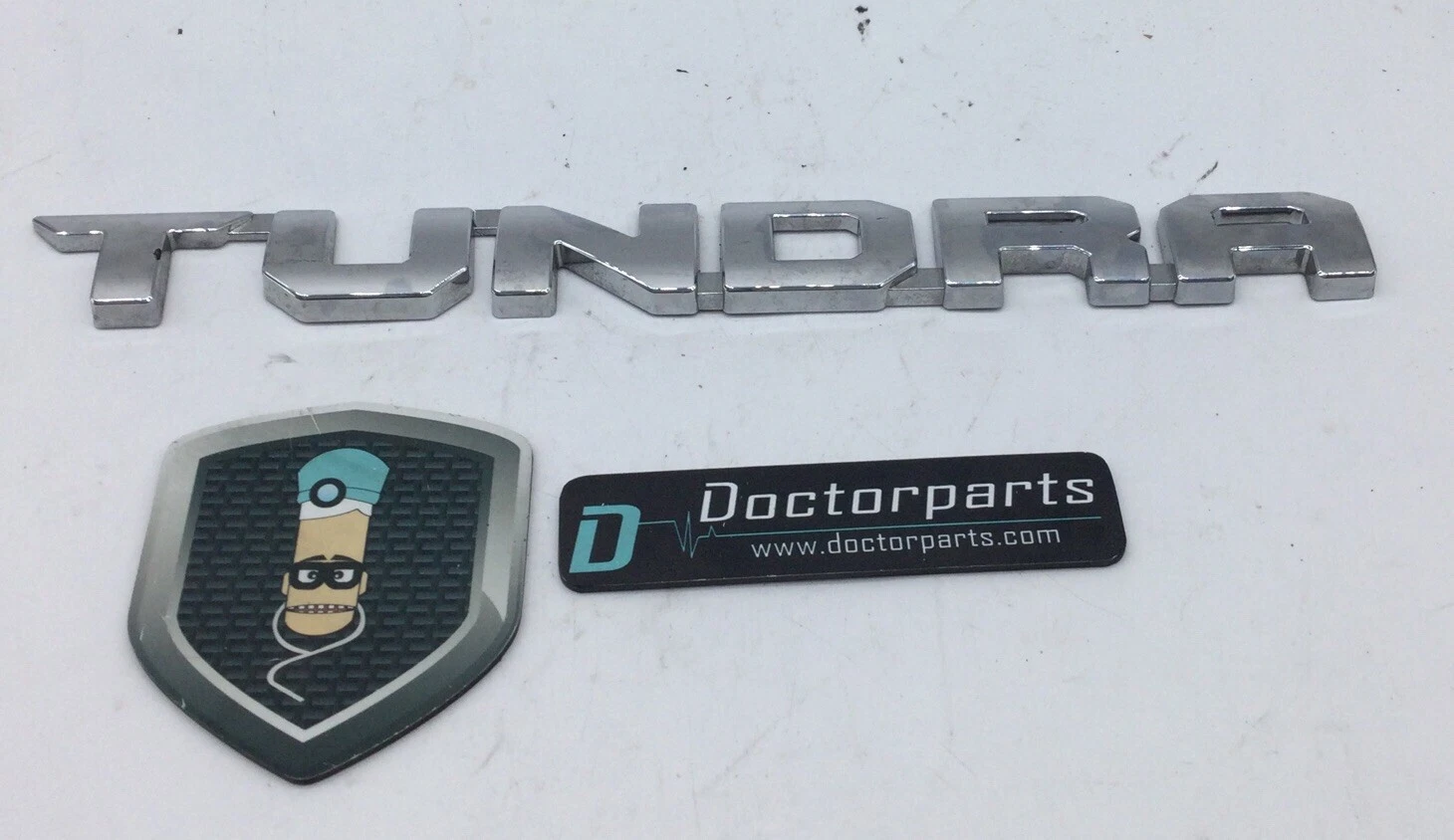 07-13 TOYOTA TUNDRA CHROME 75471-0C040 EMBLEM 75471-0C040 "TUNDRA" OEM ⭐️ ⭐️