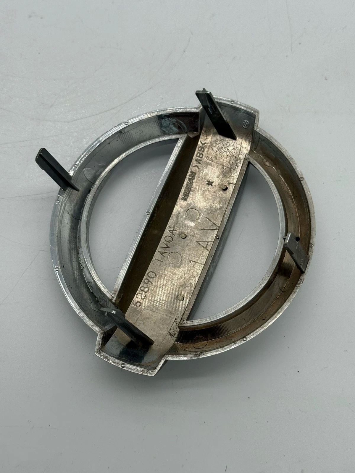 2009-2014 NISSAN MURANO CHROME GRILLE EMBLEM OEM MURANO CROSSCABRIOLET - Image 2