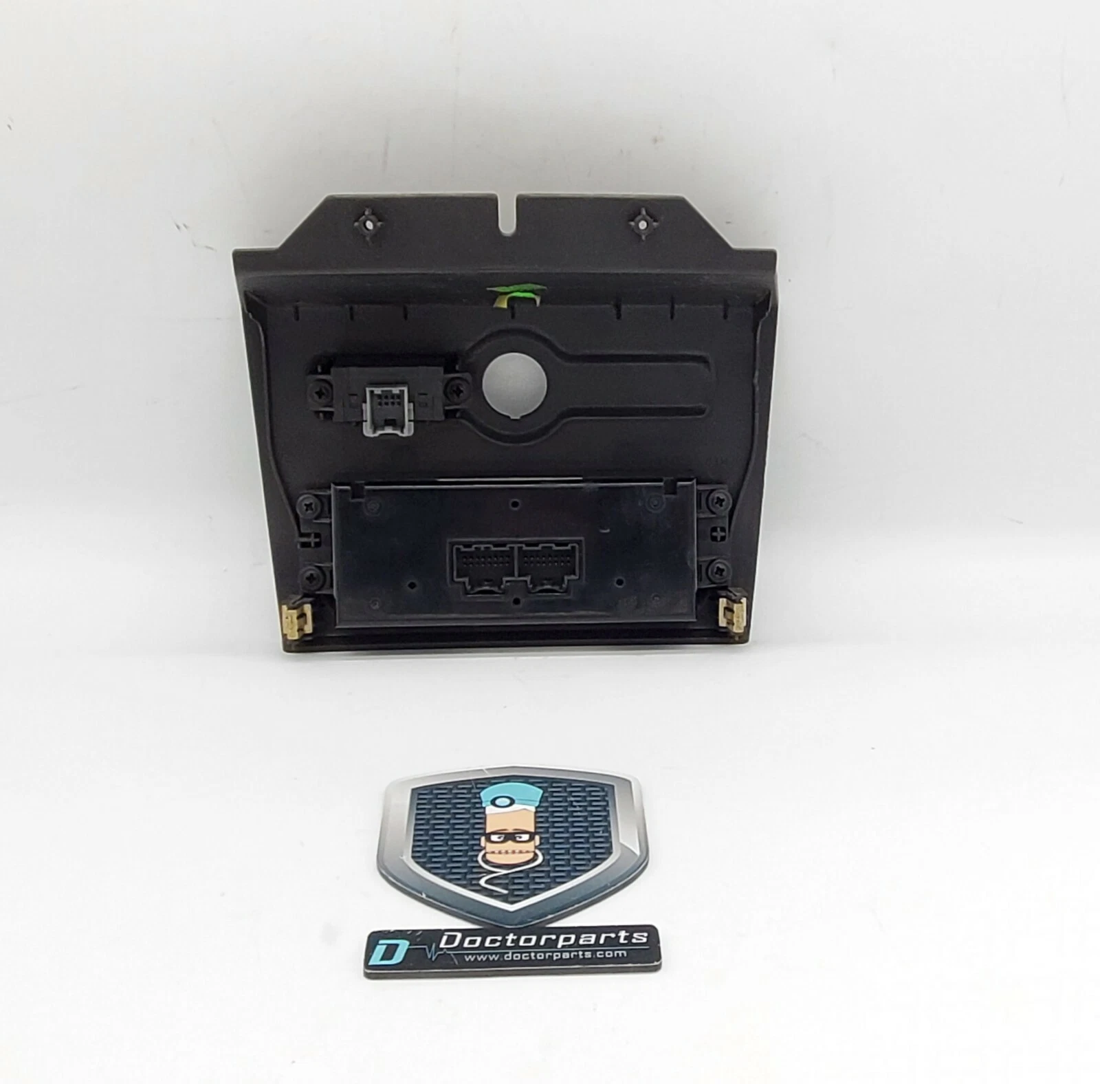 07-14 CADILLAC ESCALADE rear console climate temperature control 15886900 OEM - Image 2