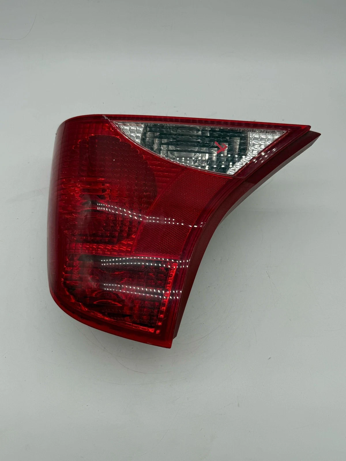 2002-2004 Ford Focus Right Rear Tail Light Assembly YS4X-13440-CA - Image 10