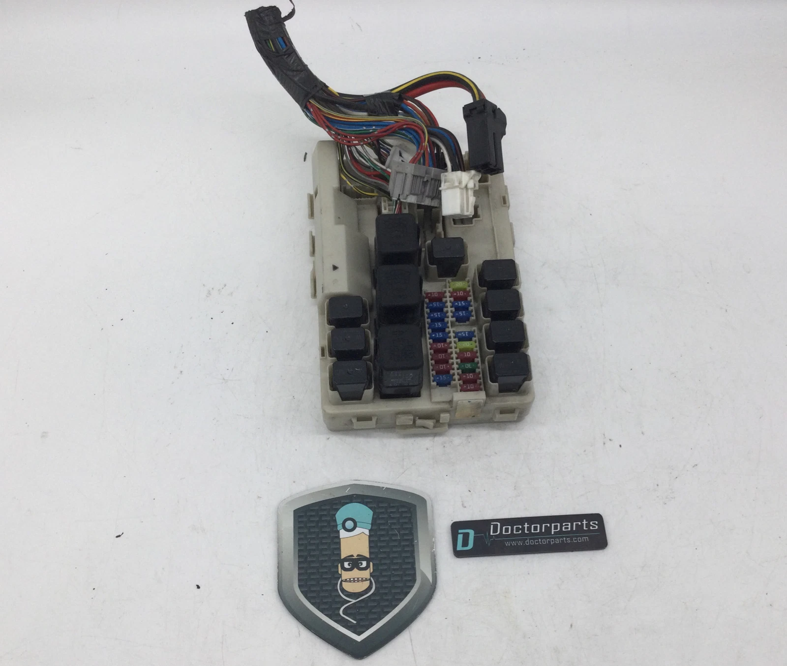 2007 - 2011 NISSAN MURANO,VERSA,SENTRA,MÁXIMA FUSE BOX V BODY CONTROL USED OEM - Image 2