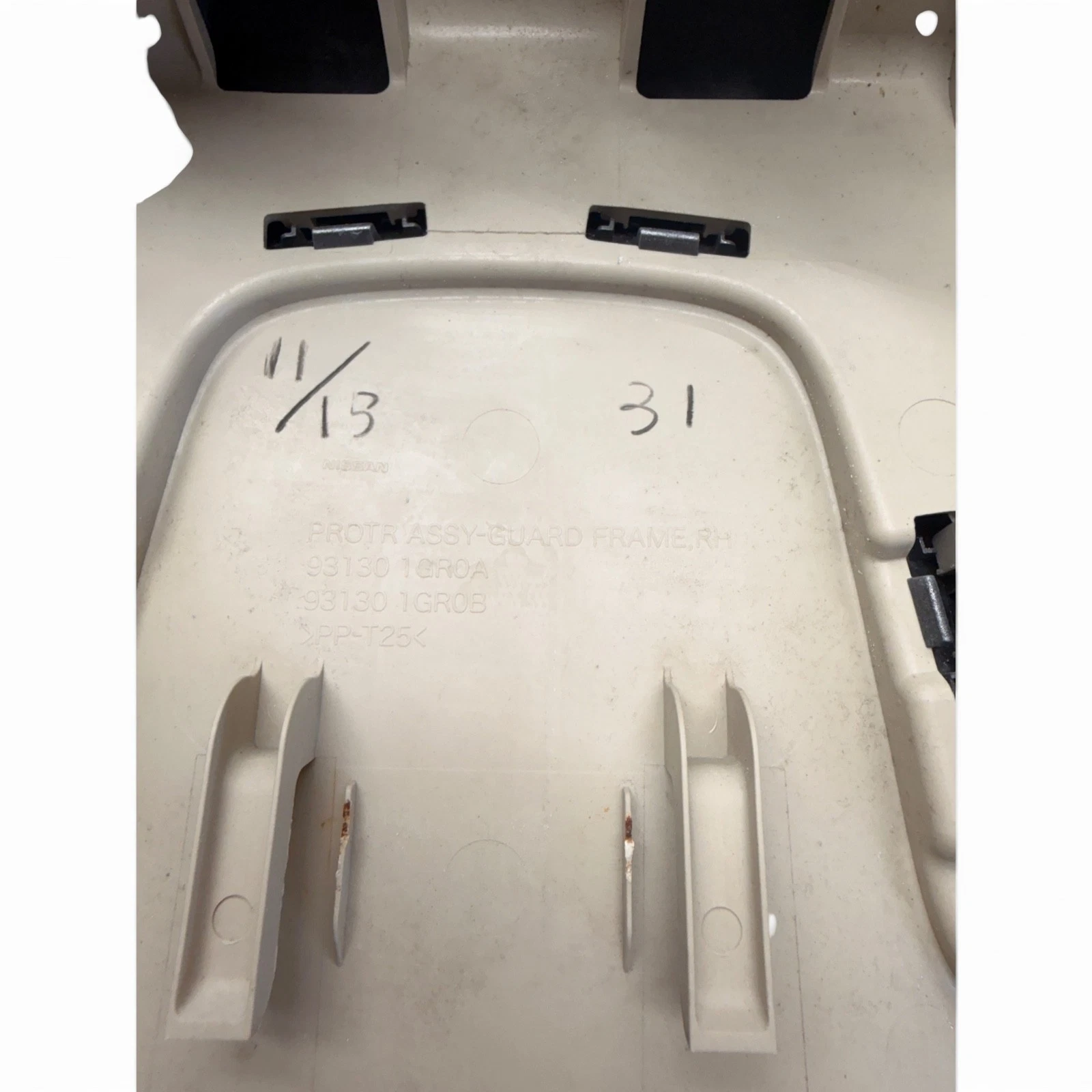 11-14 Nissan Murano Crosscabriolet Right Rear Headrest cover OEM,93130 1GR0A - Image 11