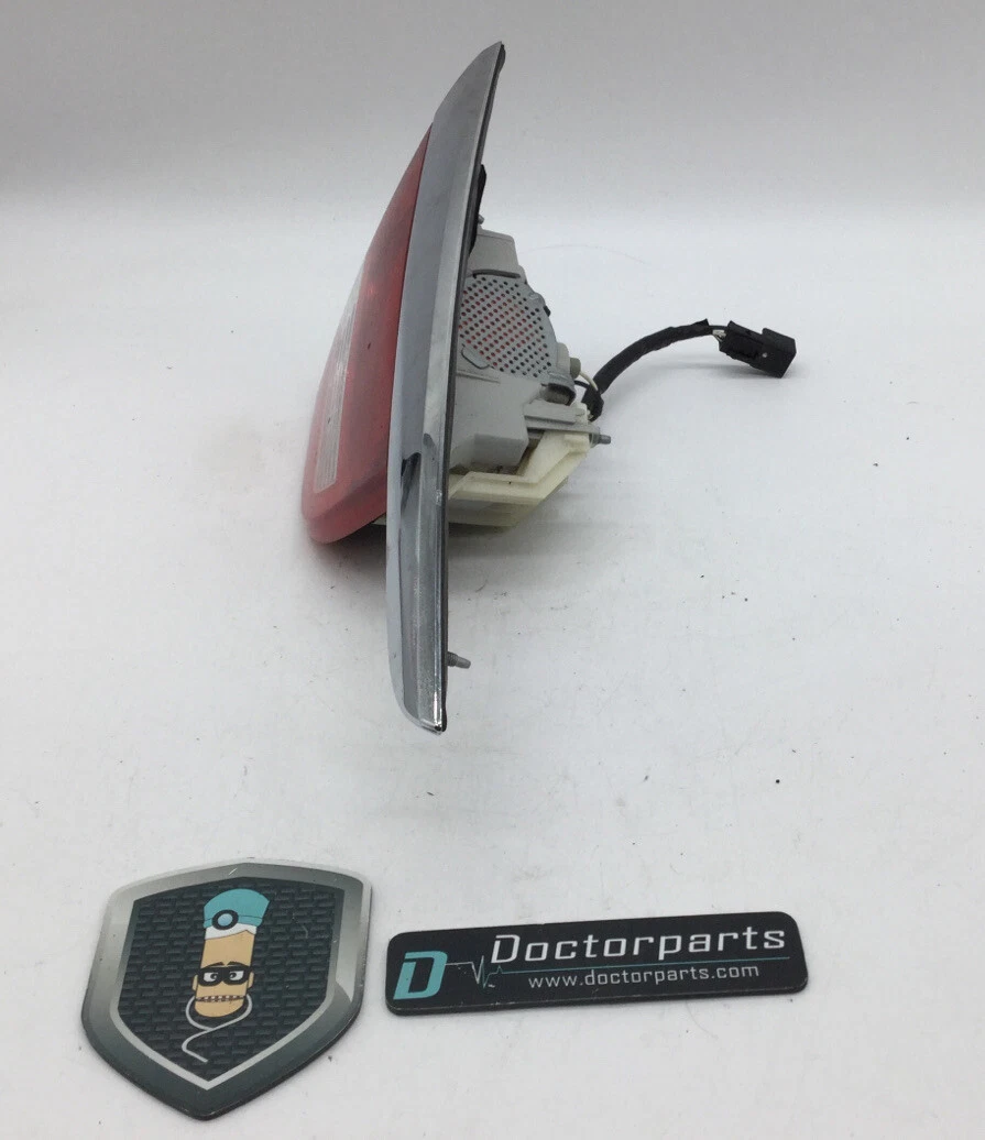 12-17 BUICK VERANO REAR LEFT LID MOUNTED INNER TAIL LIGHT USED OEM 22985775 - Image 2
