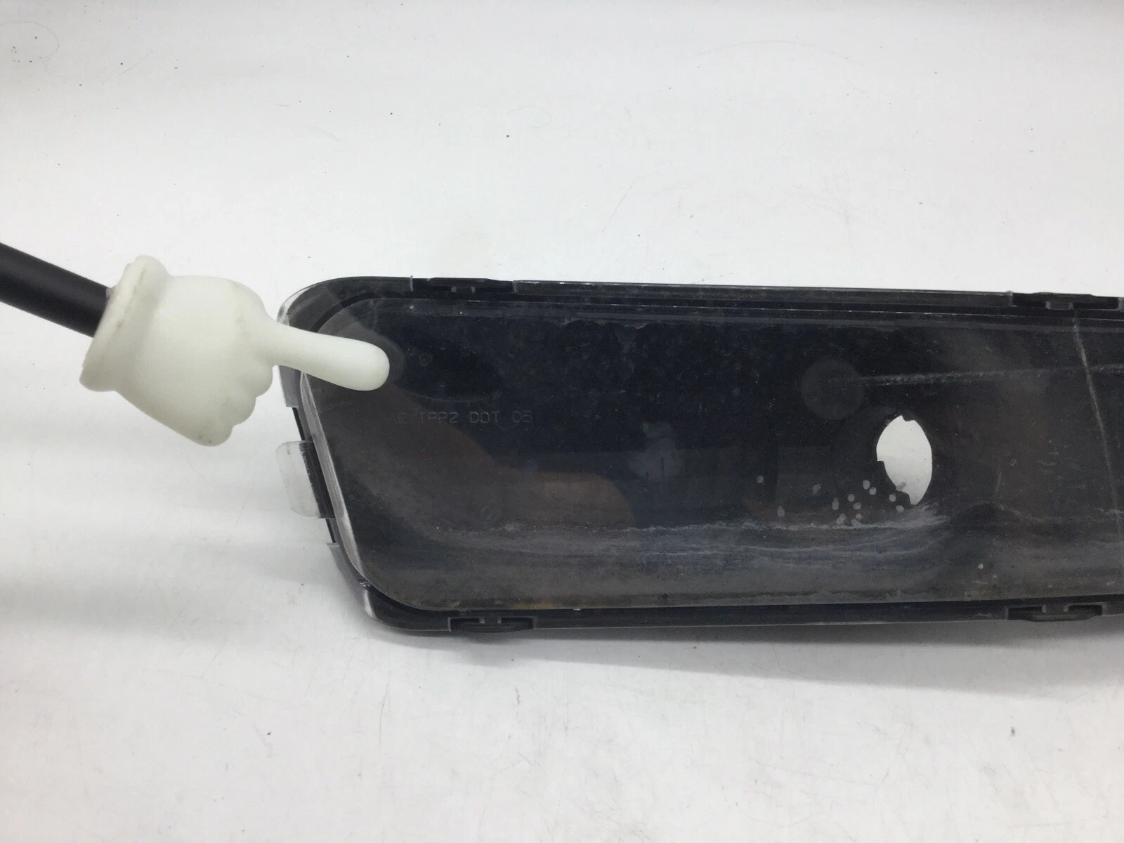 2005-2009 FORD MUSTANG TURN SIGNAL LAMP BUMPER LIGHT RIGHT RH USED OEM - Image 5