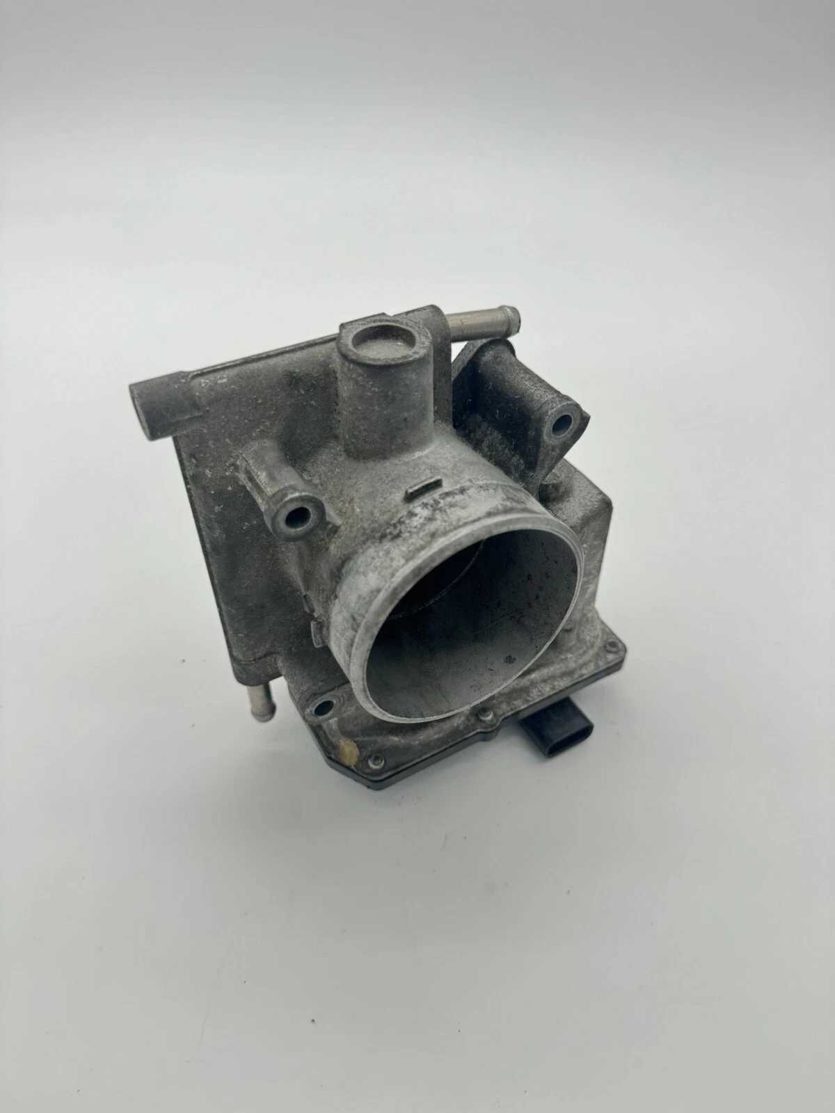 2006 2007 08 09 2010 2011 2012 2013 Mazda 3 Throttle Body Assembly OEM L3R413640 - Image 11