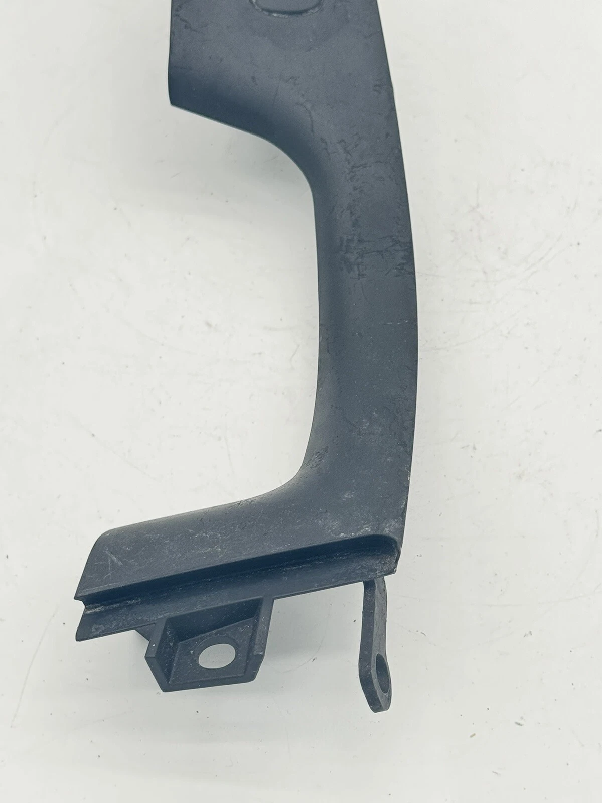 11-13 Hyundai Elantra Sedan Rear Left Window Switch Bezel Trim 201007562 OEM - Image 4