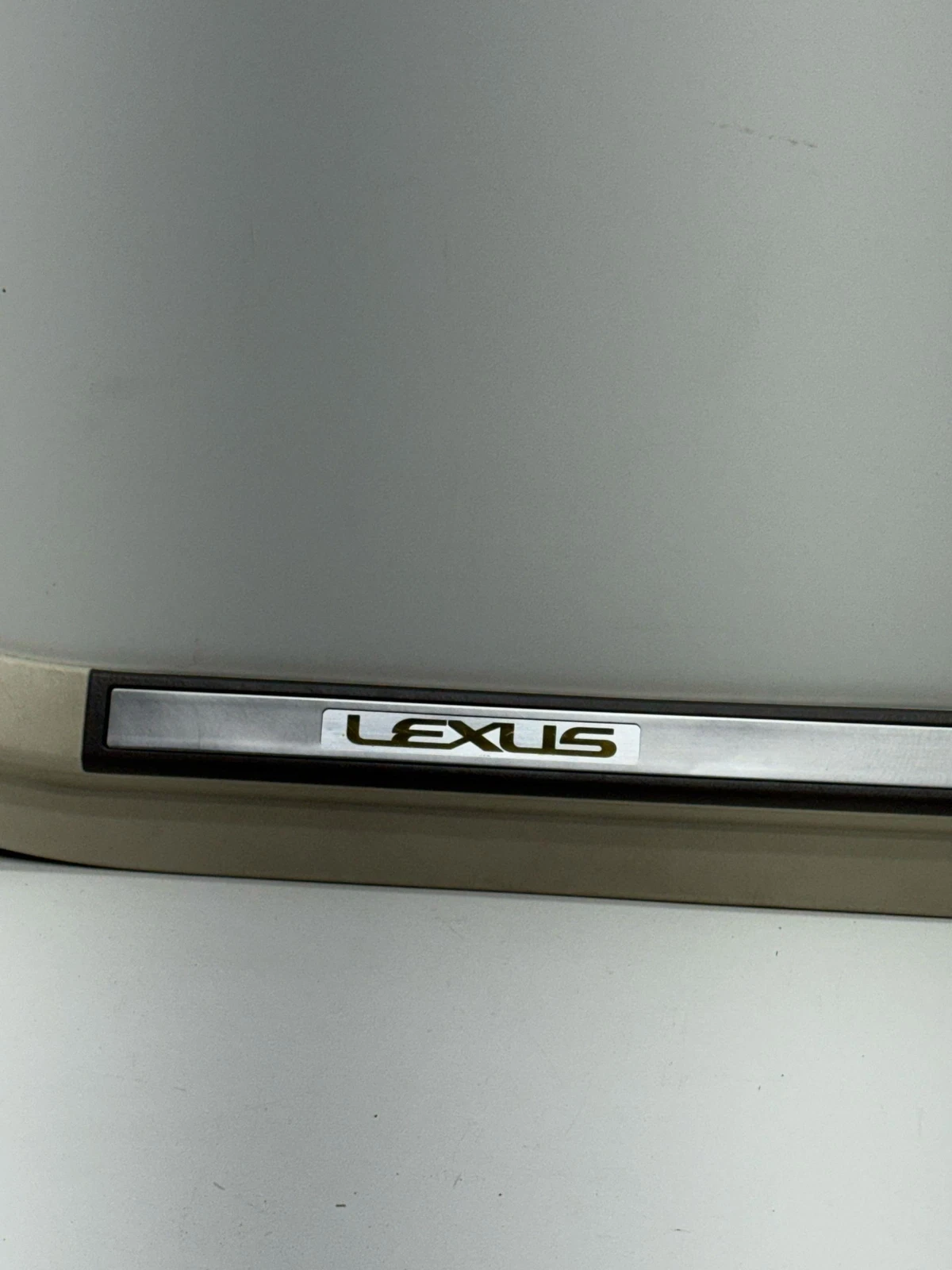 02-10 Lexus SC430 Front Left Passenger Side Door Step Scuff Plate Oem 6791324040 - Image 6