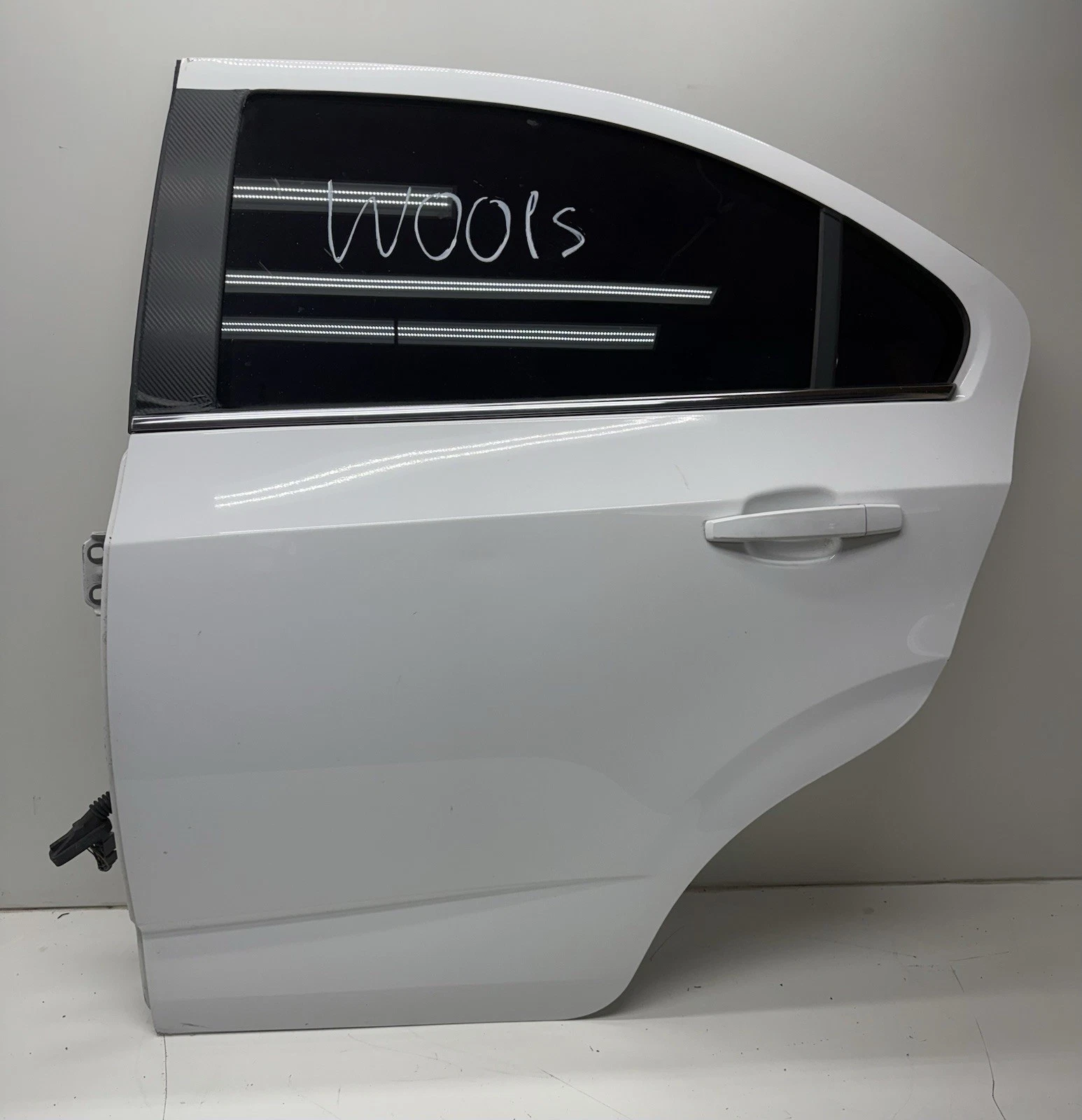 12-20 Chevrolet Sonic Sdn Rear Door Assembly Driver Left Electric OEM - Image 2