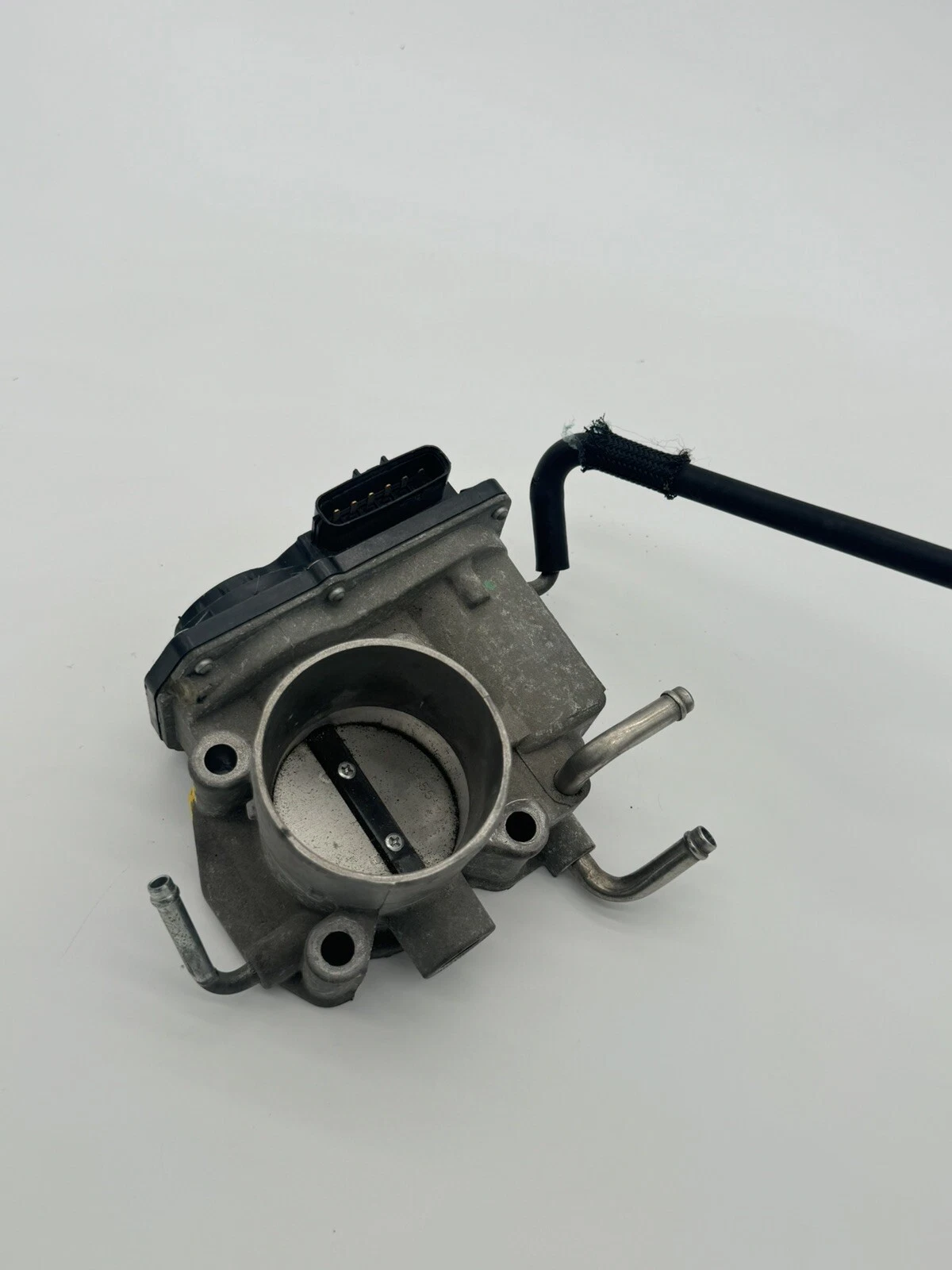 2003 - 2005 TOYOTA RAV4 HIGHLANDER CAMRY 2.4 Throttle Body OEM 220300H030 - Image 10