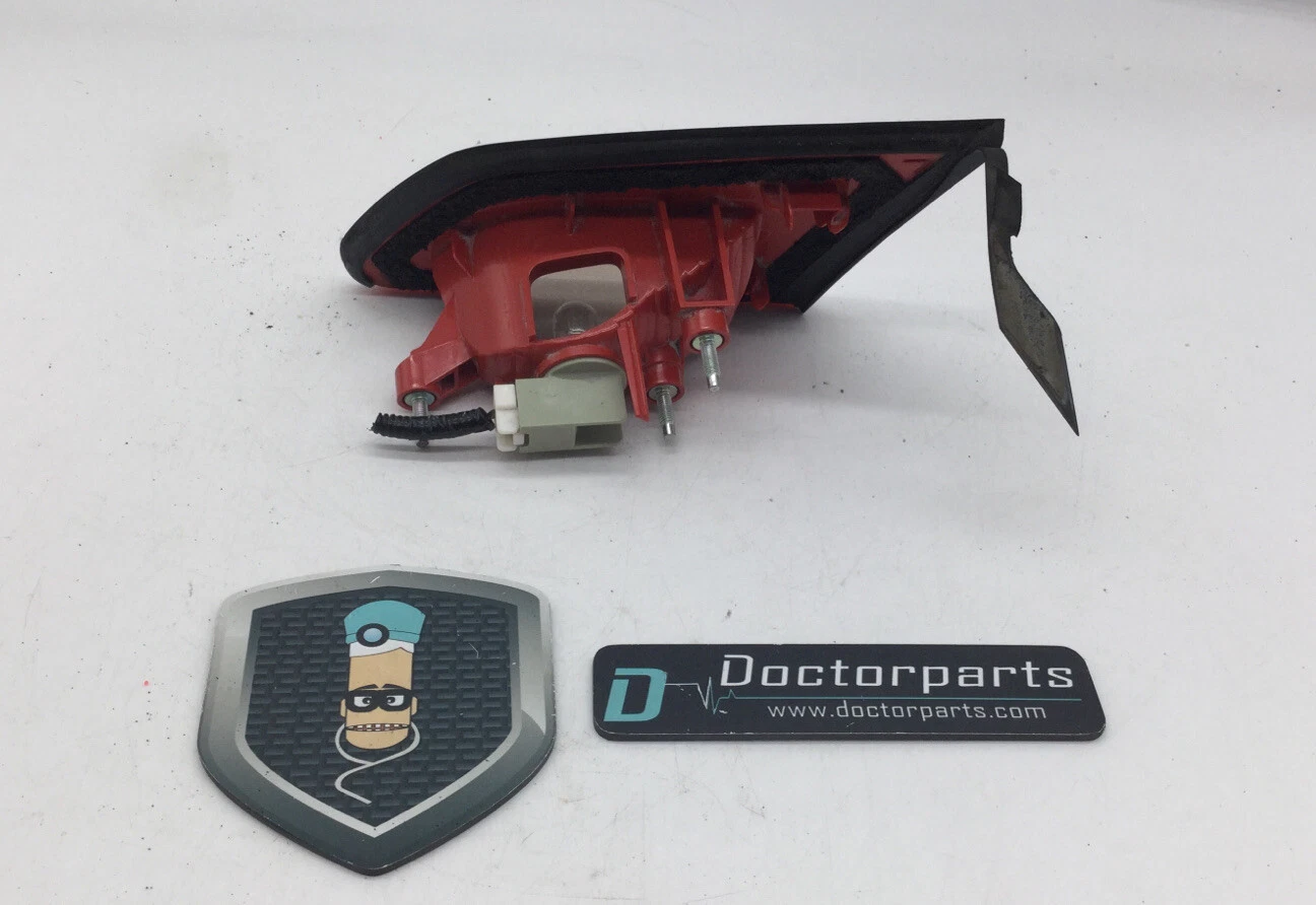 2007-2008 INFINITI G35 /G37 2009-2013 LEFT DRIVER INNER TAILLIGHT LAMP OEM - Image 3