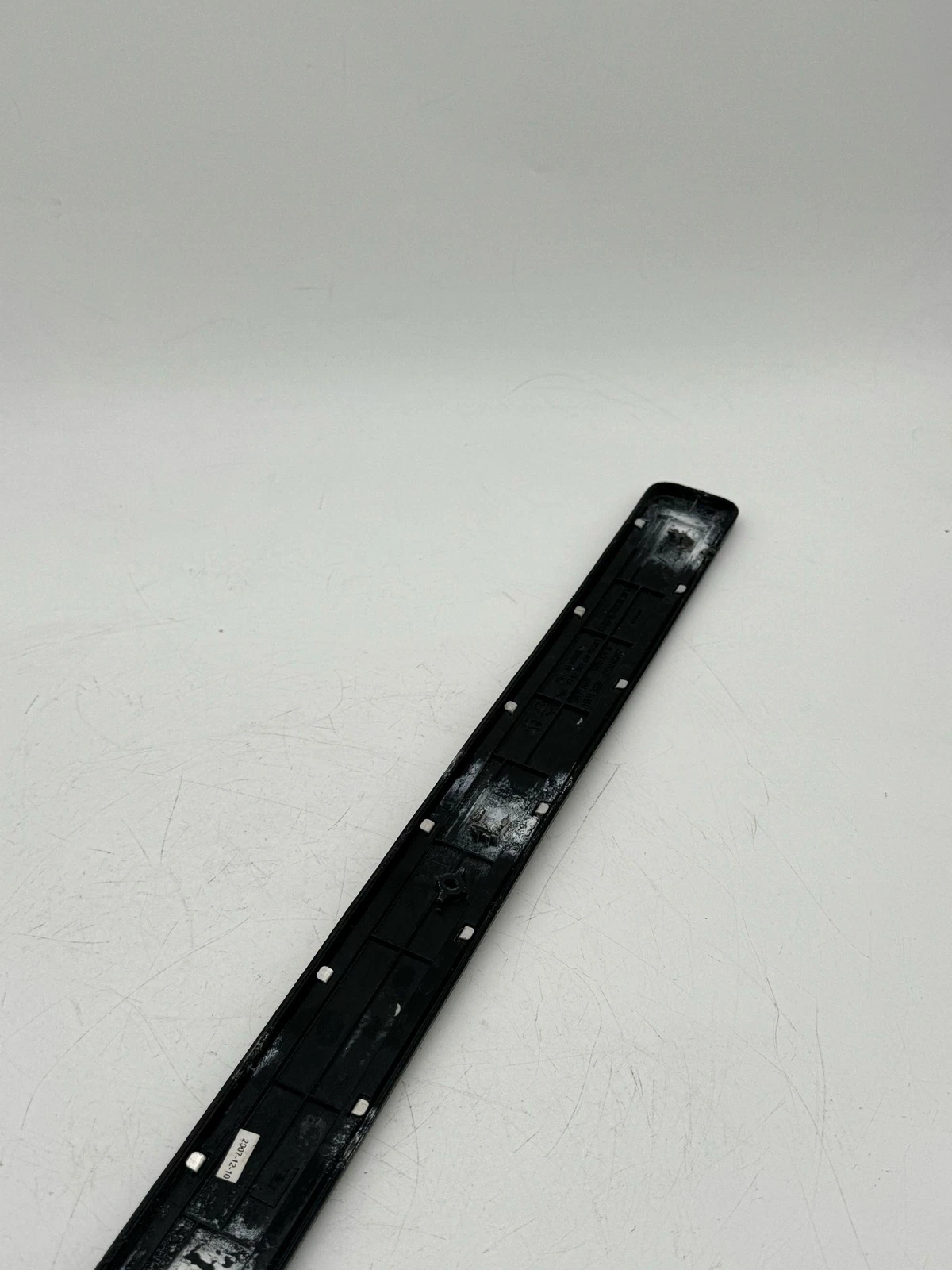 2009 - 2013 NISSAN MURANO Step Sill Scuff Plate Trim 769B11AA0A OEM LEFT SIDE - Image 4