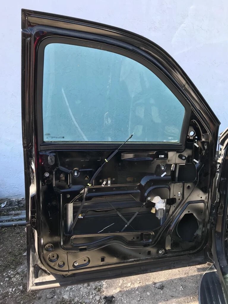 2007-2014 CADILLAC ESCALADE REAR DRIVER LEFT LH DOOR USED OEM LOCAL PICKUP - Image 5