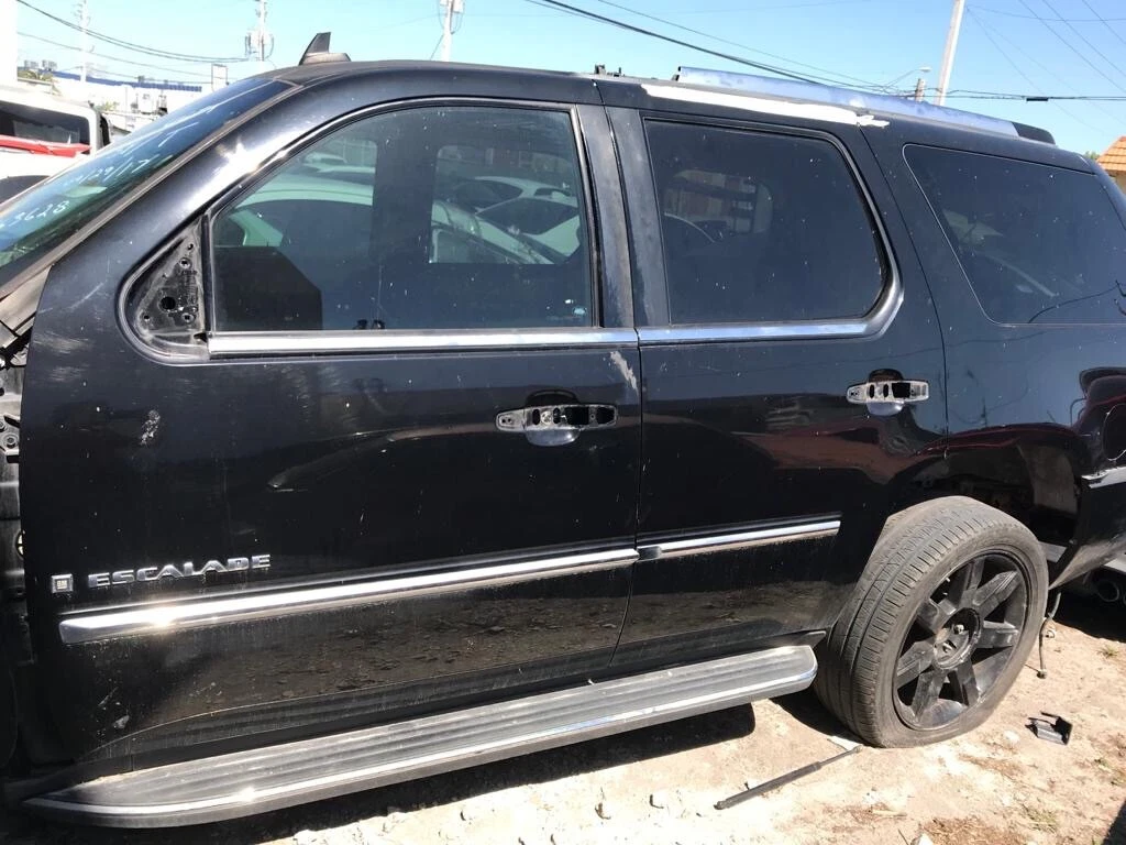 2007-2014 CADILLAC ESCALADE REAR PASSENGER RIGHT RH DOOR USED OEM LOCAL PICKUP - Image 3