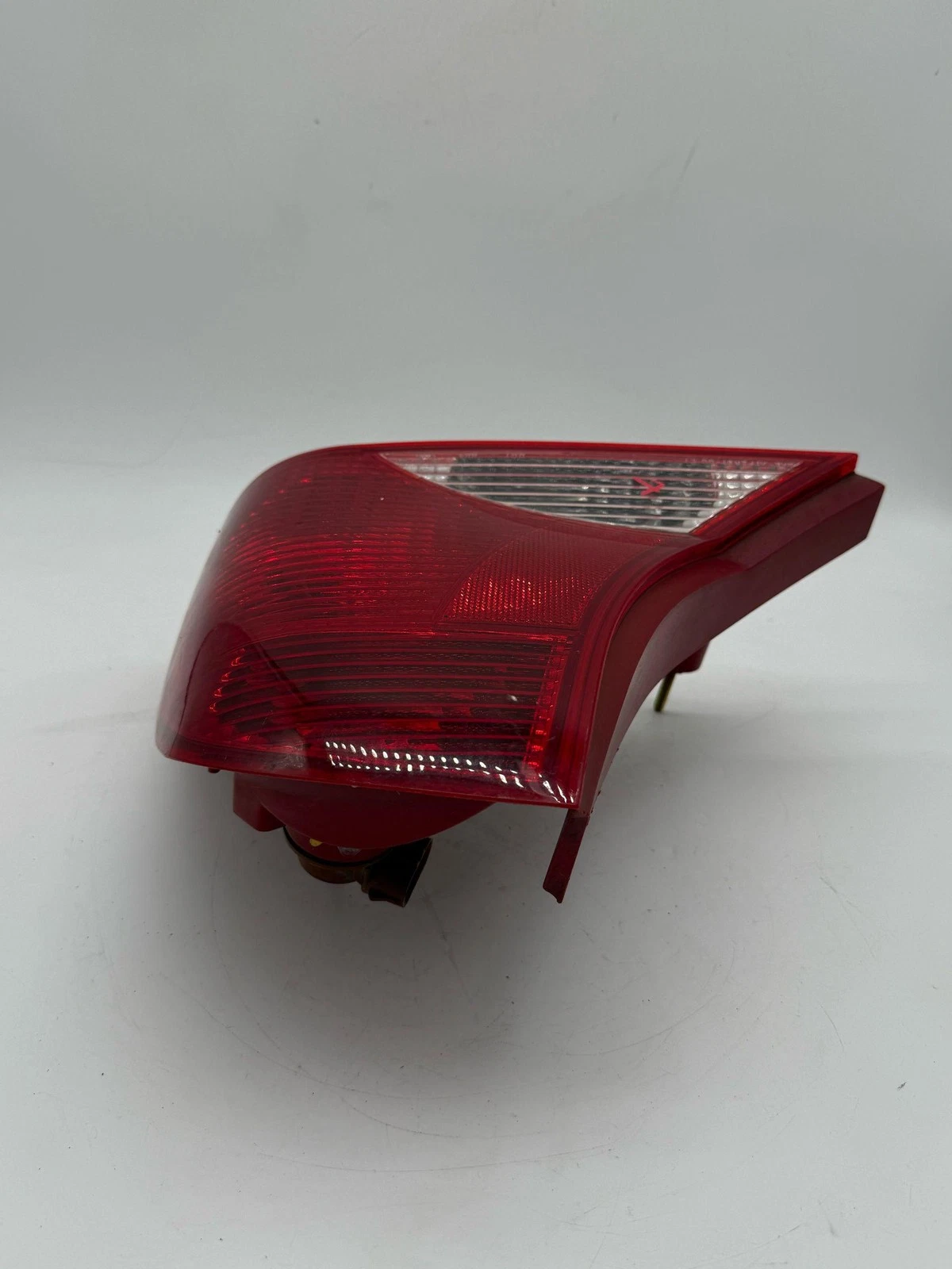 2002-2004 Ford Focus Right Rear Tail Light Assembly YS4X-13440-CA - Image 11