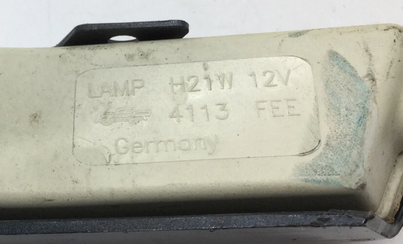 2006-2011 VOLKSWAGEN PASSAT B6 FRONT RIGHT TURN SIGNAL LIGHT LAMP 3C0807718A - Image 5