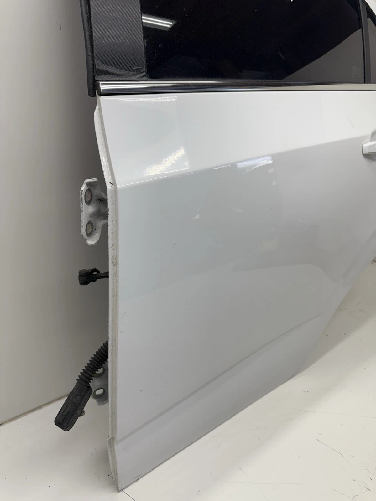 12-20 Chevrolet Sonic Sdn Rear Door Assembly Driver Left Electric OEM - Image 9