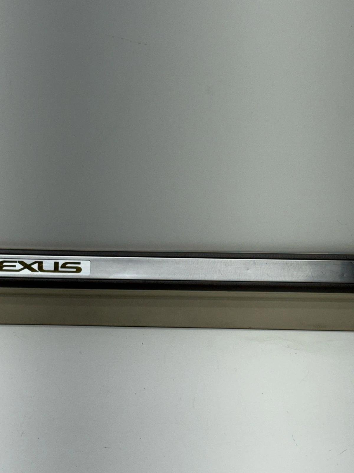 02-10 Lexus SC430 Front Left Passenger Side Door Step Scuff Plate Oem 6791324040 - Image 4