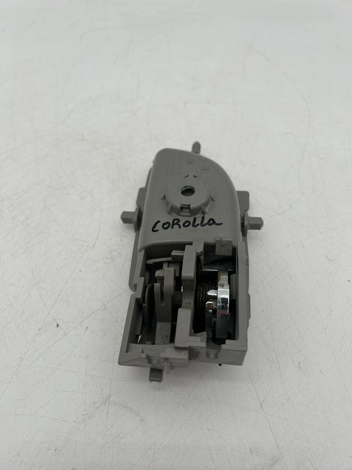 14 15 16 TOYOTA COROLLA REAR RIGHT DOOR INTERIOR INNER HANDLE OEM⭐️⭐️ - Image 8