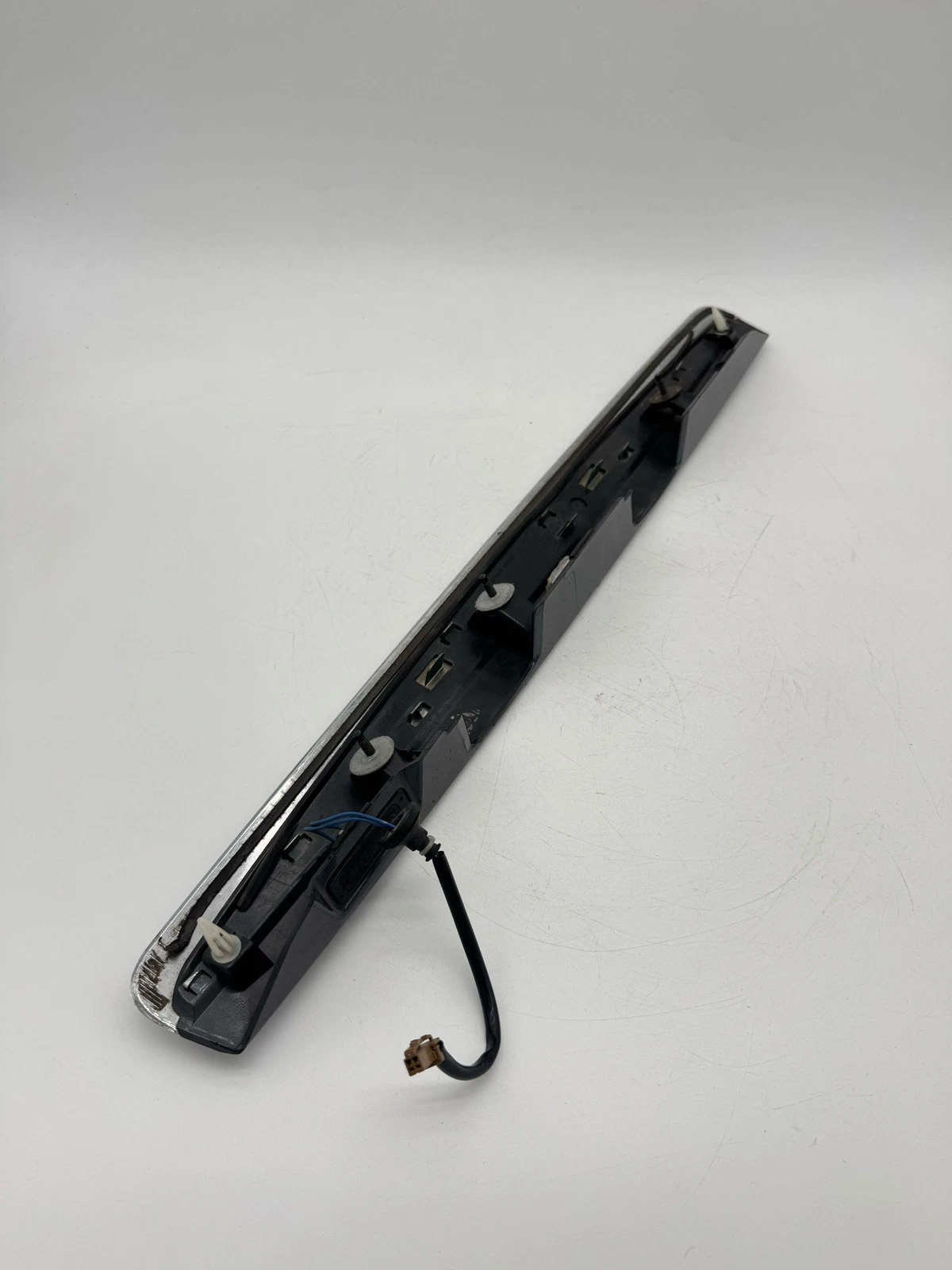07-09 Nissan Altima Sedan Trunk Lid Finish Molding Panel Trim Plate 84810 JA000 - Image 8