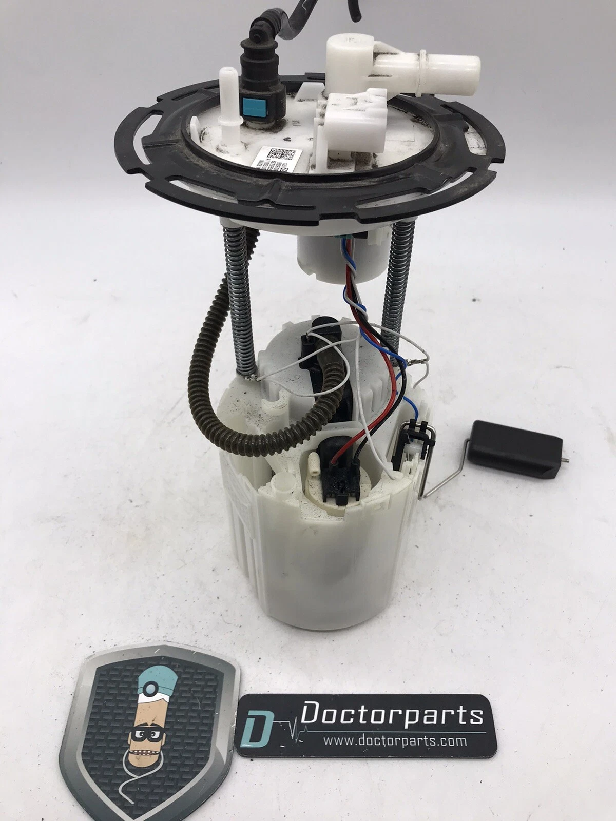 17 18 19 20 Chevrolet Spark Fuel Pump Gasoline OEM 13515294 Used - Image 3