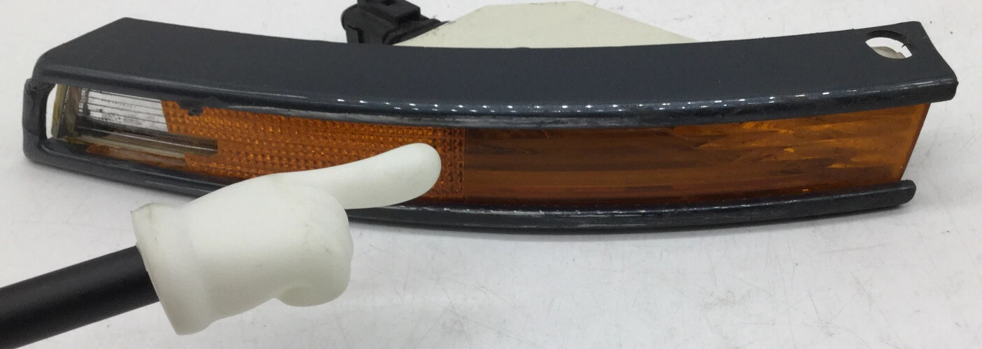2006-2011 VOLKSWAGEN PASSAT B6 FRONT LEFT LH TURN SIGNAL LIGHT LAMP 3C0807718A - Image 6