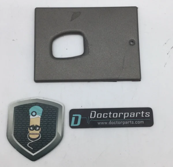 2003-2007 HUMMER H2 GM 1505908 RIGHT SIDE DOOR LOCK BEZEL TRIM PLATE OEM USED
