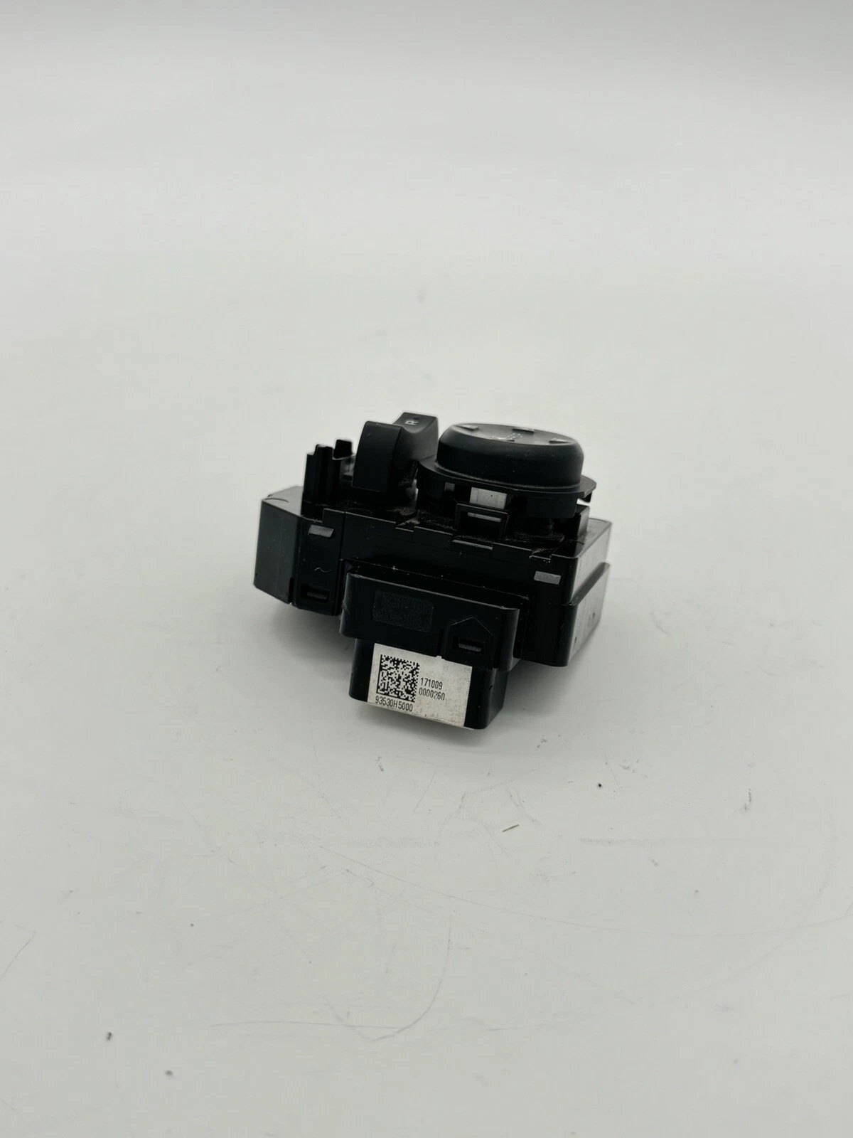 18-19 Kia RIO Front Door Switch Driver's Mirror 2222288 - Image 9