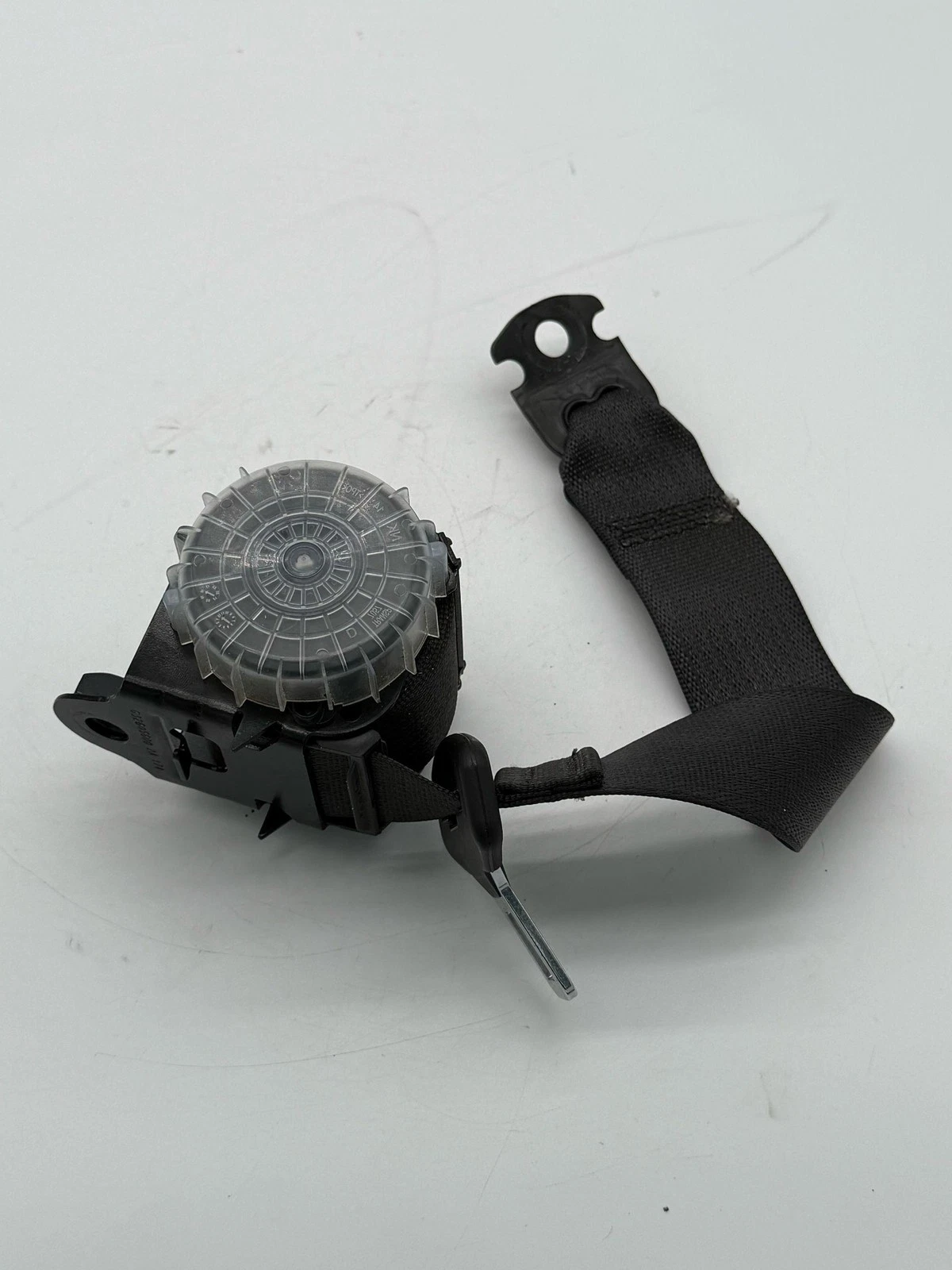 12-19 CHEVROLET SONIC REAR LEFT DRIVER SIDE SECOND SEAT BELT TENSIONER OEM - Image 7
