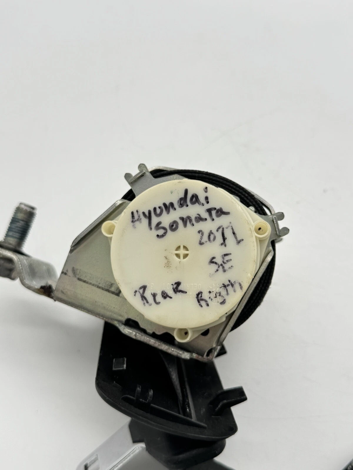 11 - 14 HYUNDAI SONATA REAR PASSENGER SEAT BELT OEM 89820-3Q000 - Image 8