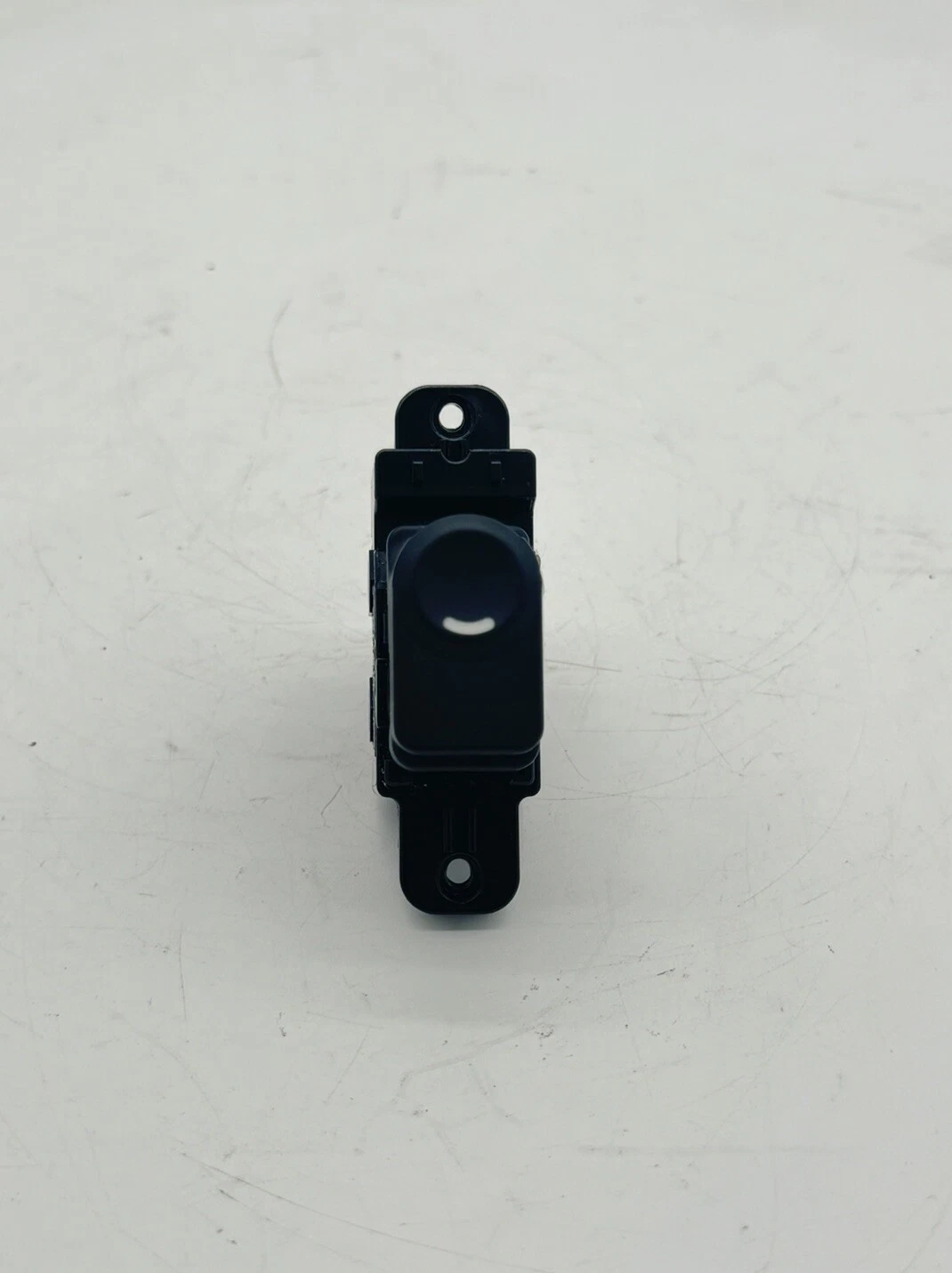 13-17 Hyundai Accent Rear Door Switch Assembly-Power Window Sub 93581-1R001 - Image 2