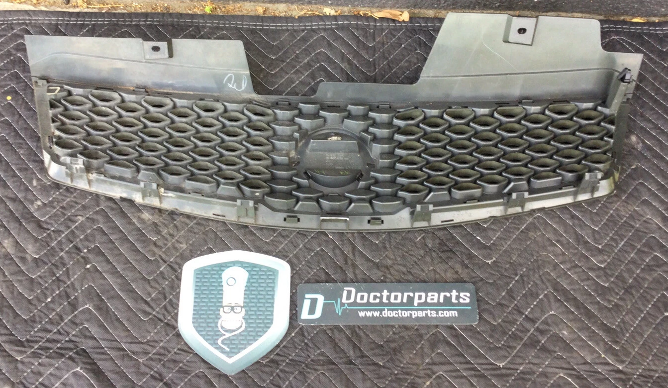 2005-2006 NISSAN ALTIMA NI1200213 FRONT GRILLE USED OEM LOCAL PICKUP - Image 4