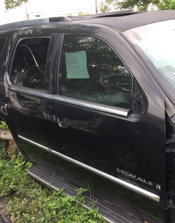 2007-2014 CADILLAC ESCALADE FRONT PASSENGER RIGHT RH DOOR USED OEM