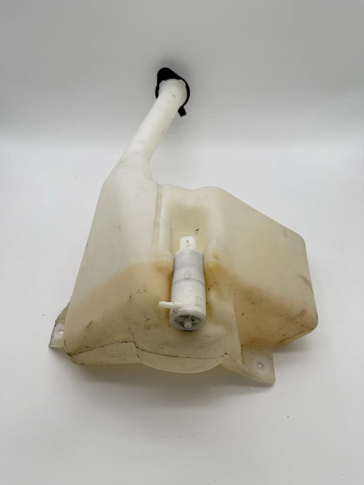 06-10 SATURN SKY FRONT WINDSHIELD WASHER FLUID RESERVOIR TANK ASSY, OEM - Image 6
