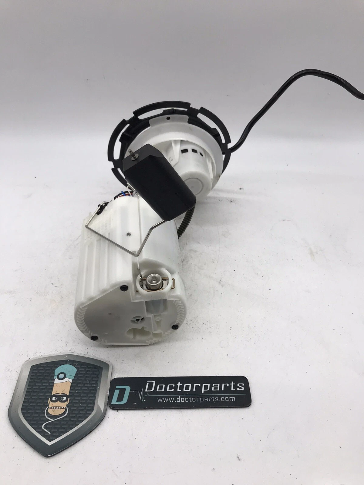 17 18 19 20 Chevrolet Spark Fuel Pump Gasoline OEM 13515294 Used - Image 4