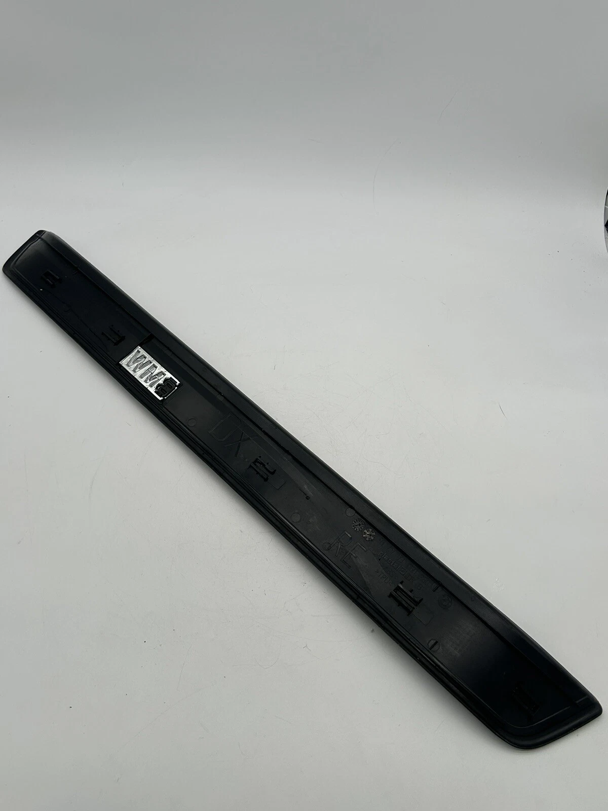06-2010 BMW 328i 325i 330i e90 sedan scuff plate sill plate floor door Trim OEM - Image 7