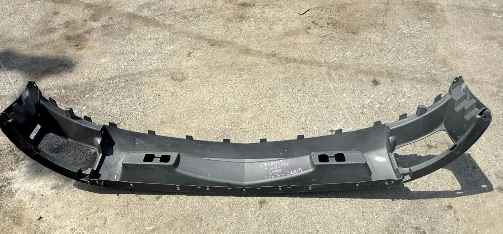 2009-2013 CHEVROLET SILVERADO 1500 FRONT BUMPER COVER OEM - Image 6