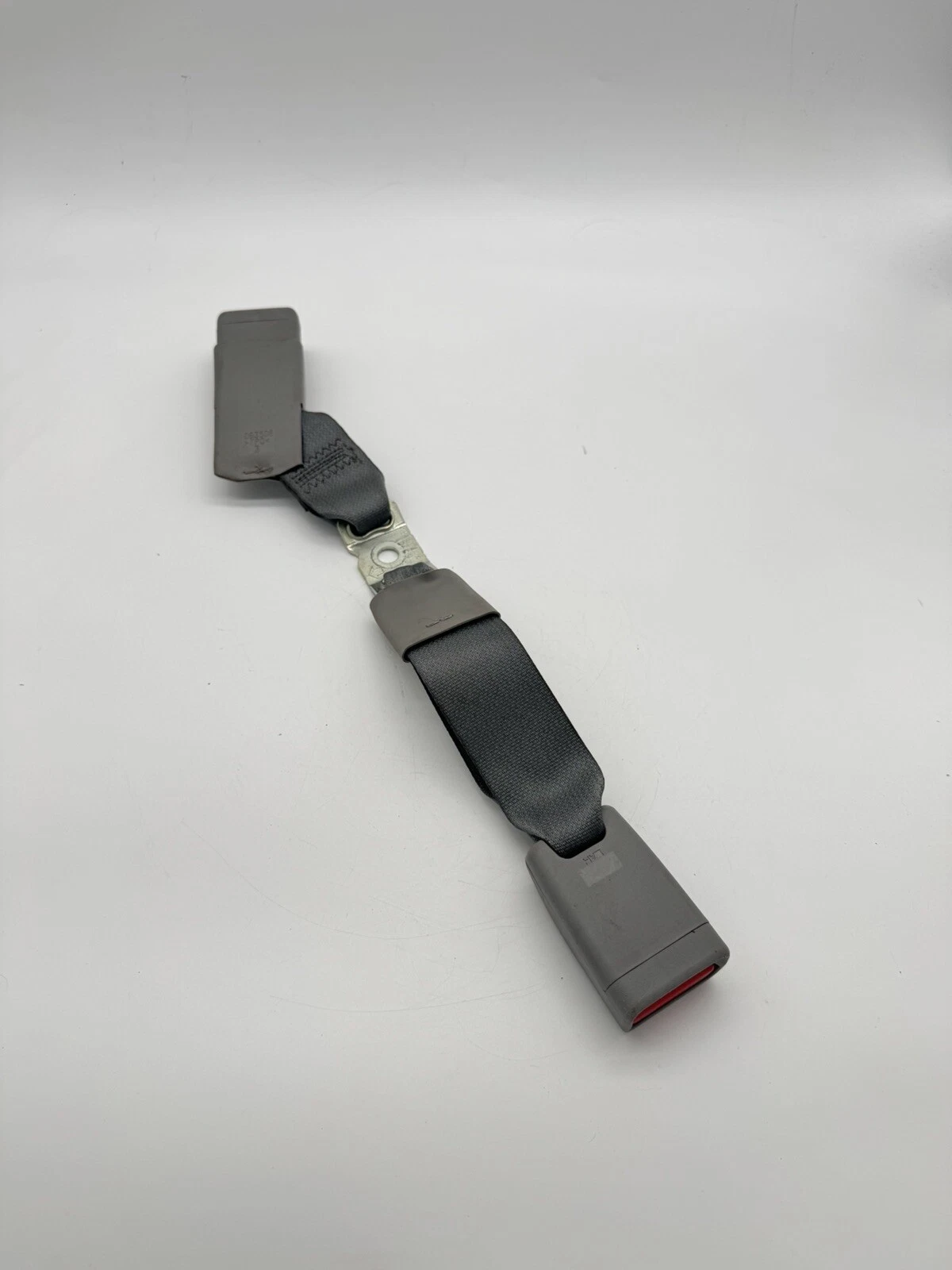 14 - 18 TOYOTA COROLLA REAR SEAT BELT CENTER BUCKLE OEM GRAY - Image 8